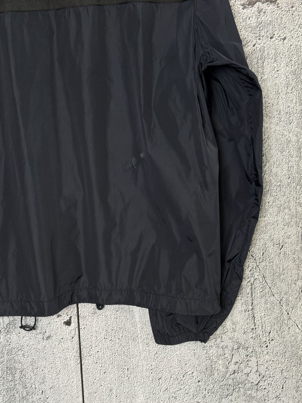 Prada Prada Navy Nylon Hooded Zip Jacket Metal Logo Men’s Size L Size US L / EU 52-54 / 3 - 20 Thumbnail