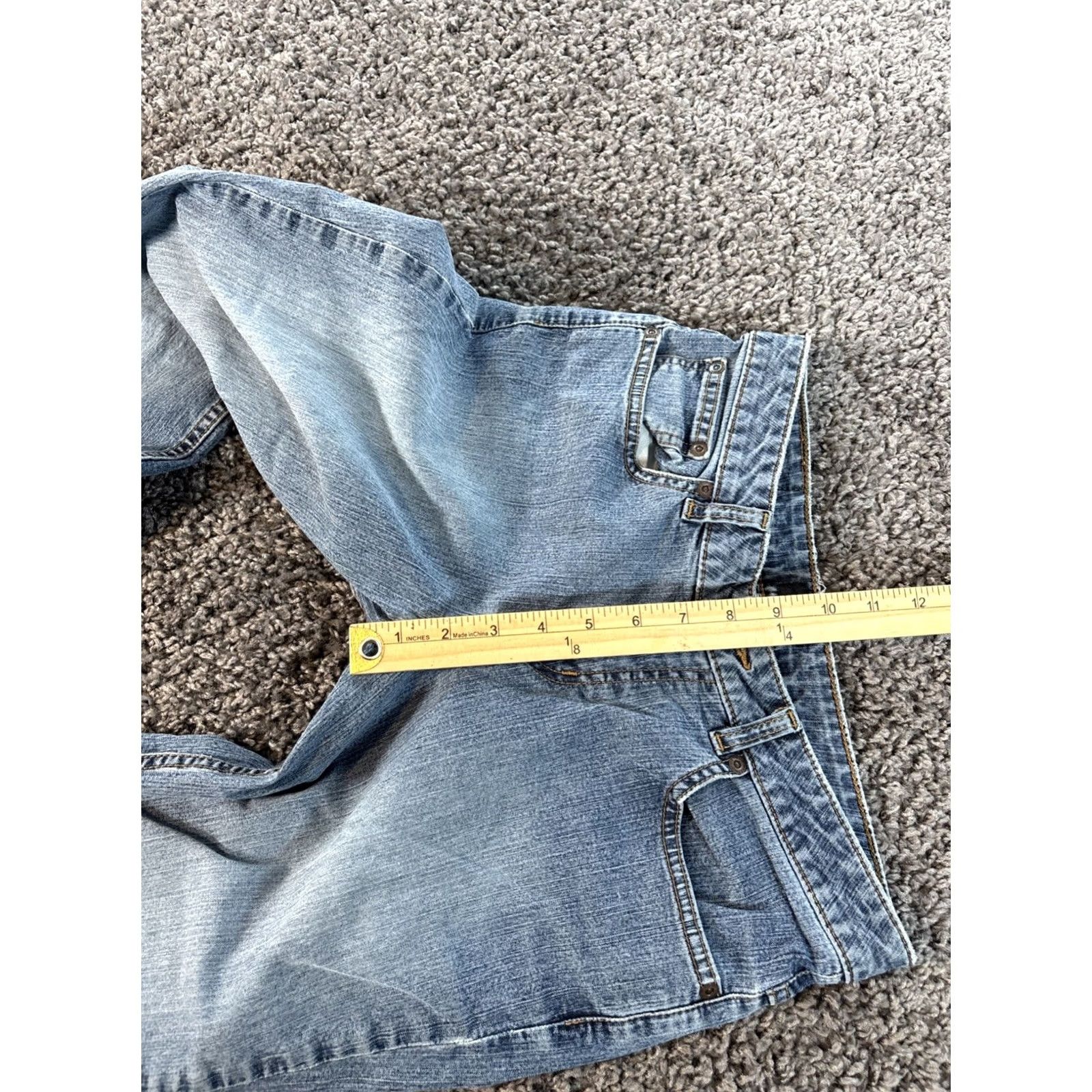Mossimo VINTAGE Mossimo Jeans Bootcut Womens 28x30 Light Wash Distressed 30 Inseam Blue 90s Y2K Boots Cut Shoes? Size 28" / US 6 / IT 42 - 5 Thumbnail