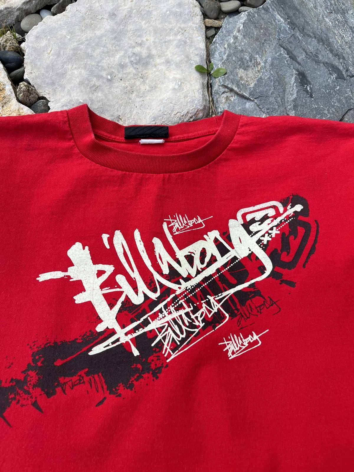 Billabong × Vintage Vintage billabong y2k tee graffiti spray logo t-shirt baggy Size US M / EU 48-50 / 2 - 6 Thumbnail