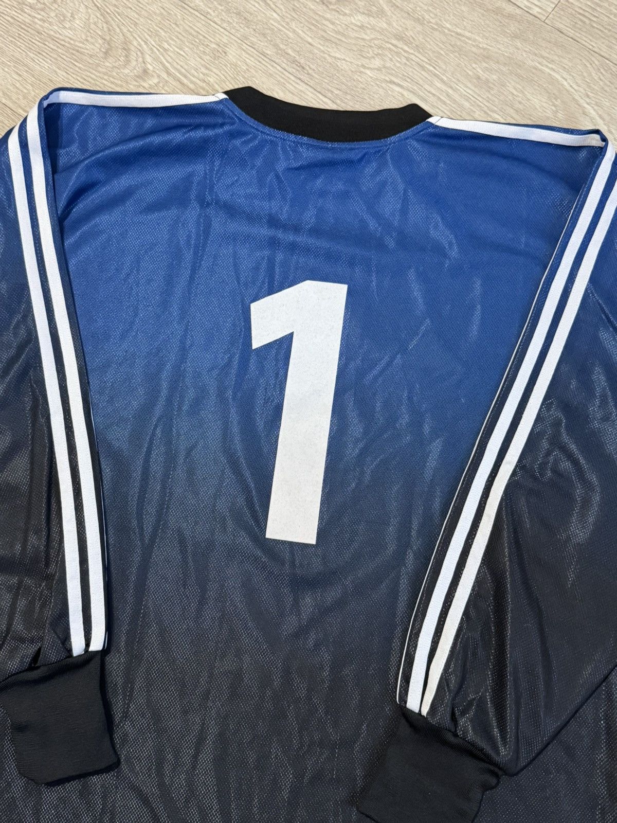Adidas 🔷Vintage Adidas O. Kahn Long sleeve Goalkeeper Soccer jersey Size US XL / EU 56 / 4 - 7 Thumbnail