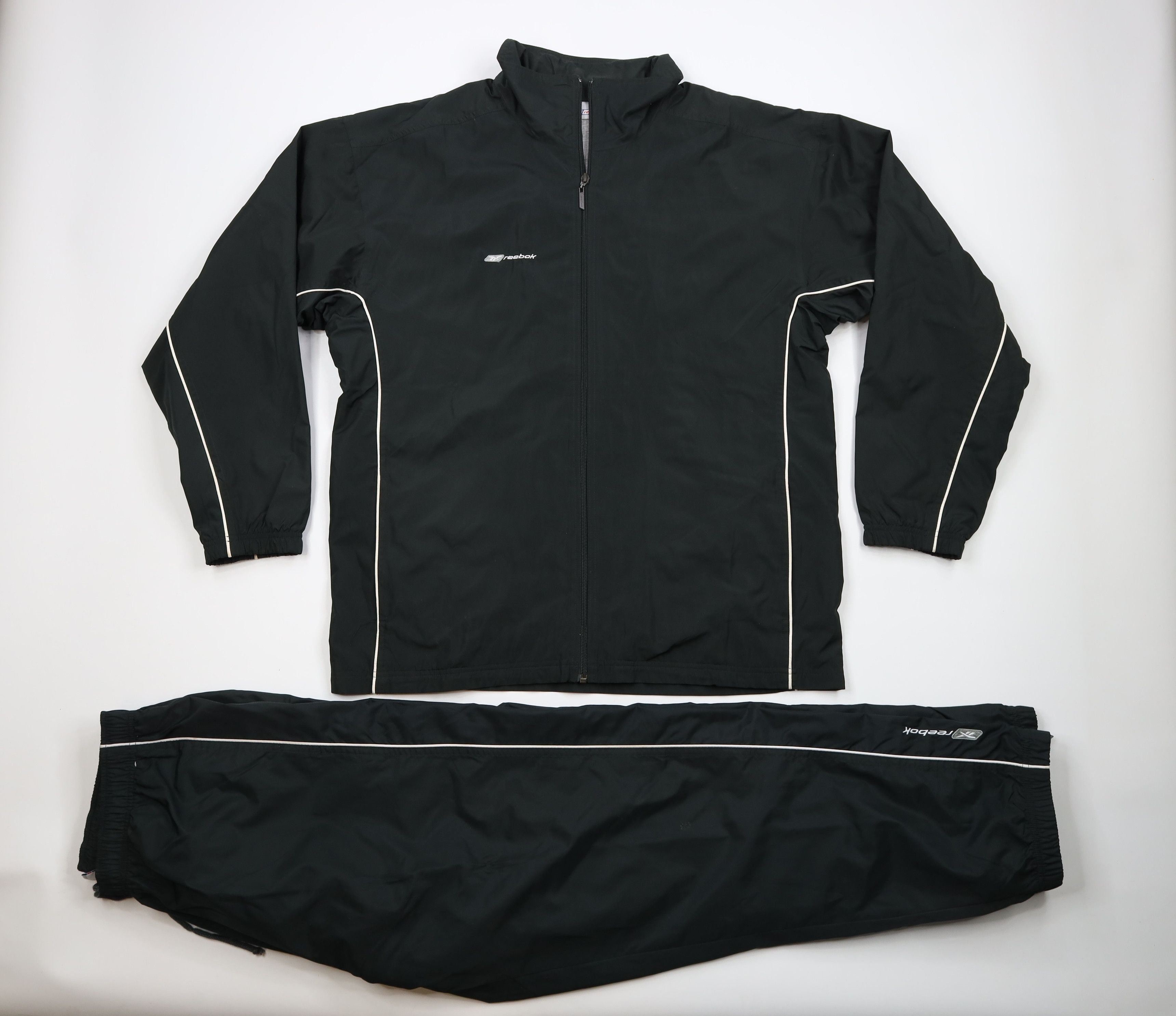 Reebok × Vintage Vintage Reebok Lined 2 Piece Windbreaker Track Suit Size US 34 / EU 50 - 1 Thumbnail