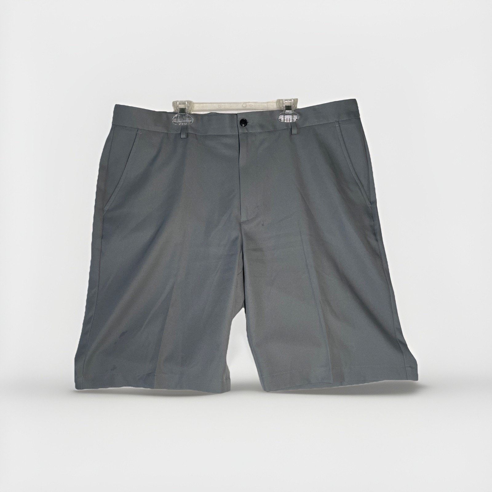 Greg Norman Greg Norman Golf Shorts Men's 38 Flat Front Gray Casual Size US 38 / EU 54 - 1 Thumbnail