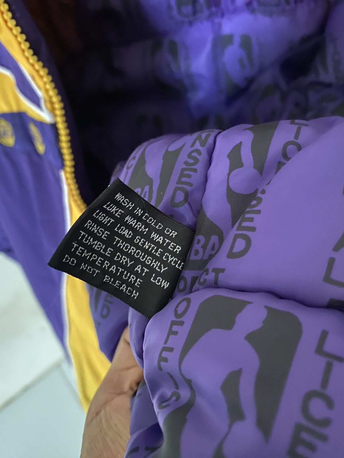 Pro Player Pro Player Jacket Lakers Taped Size US M / EU 48-50 / 2 - 6 Thumbnail