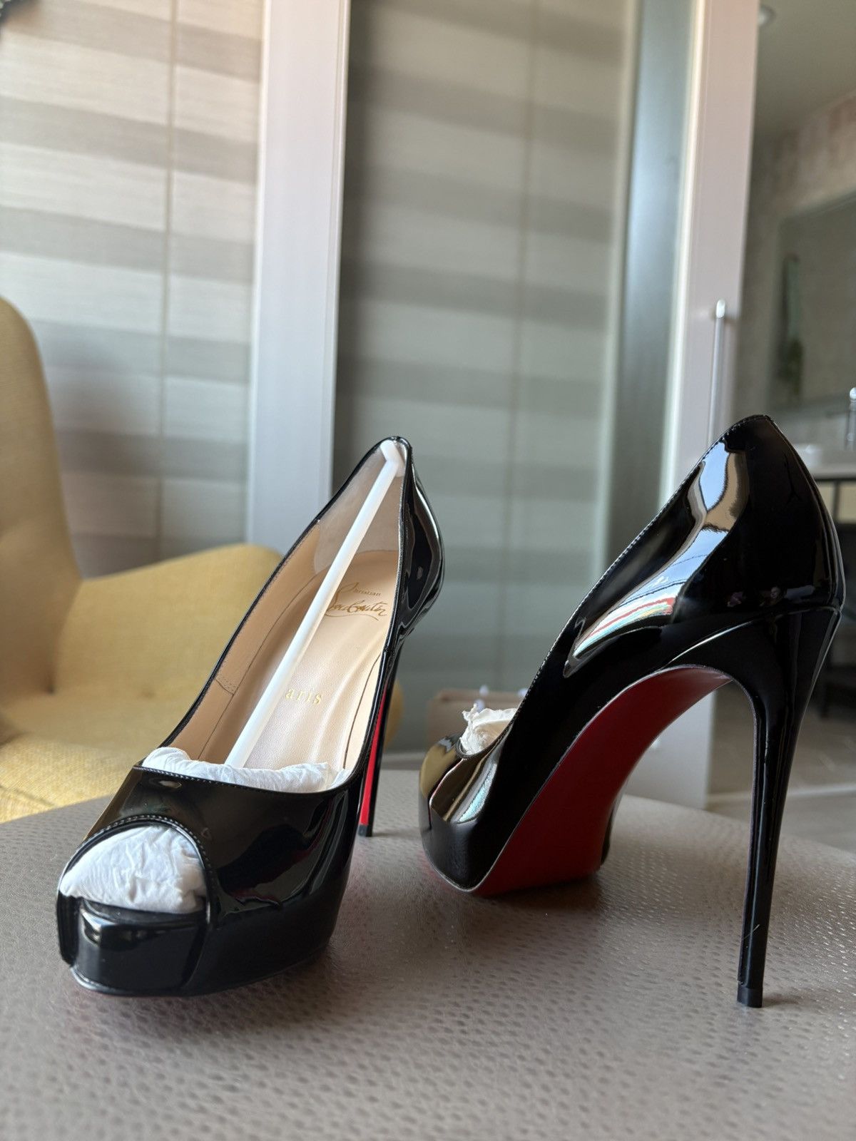 Christian Louboutin Christian Louboutin Size US 6 / IT 36 - 8 Thumbnail