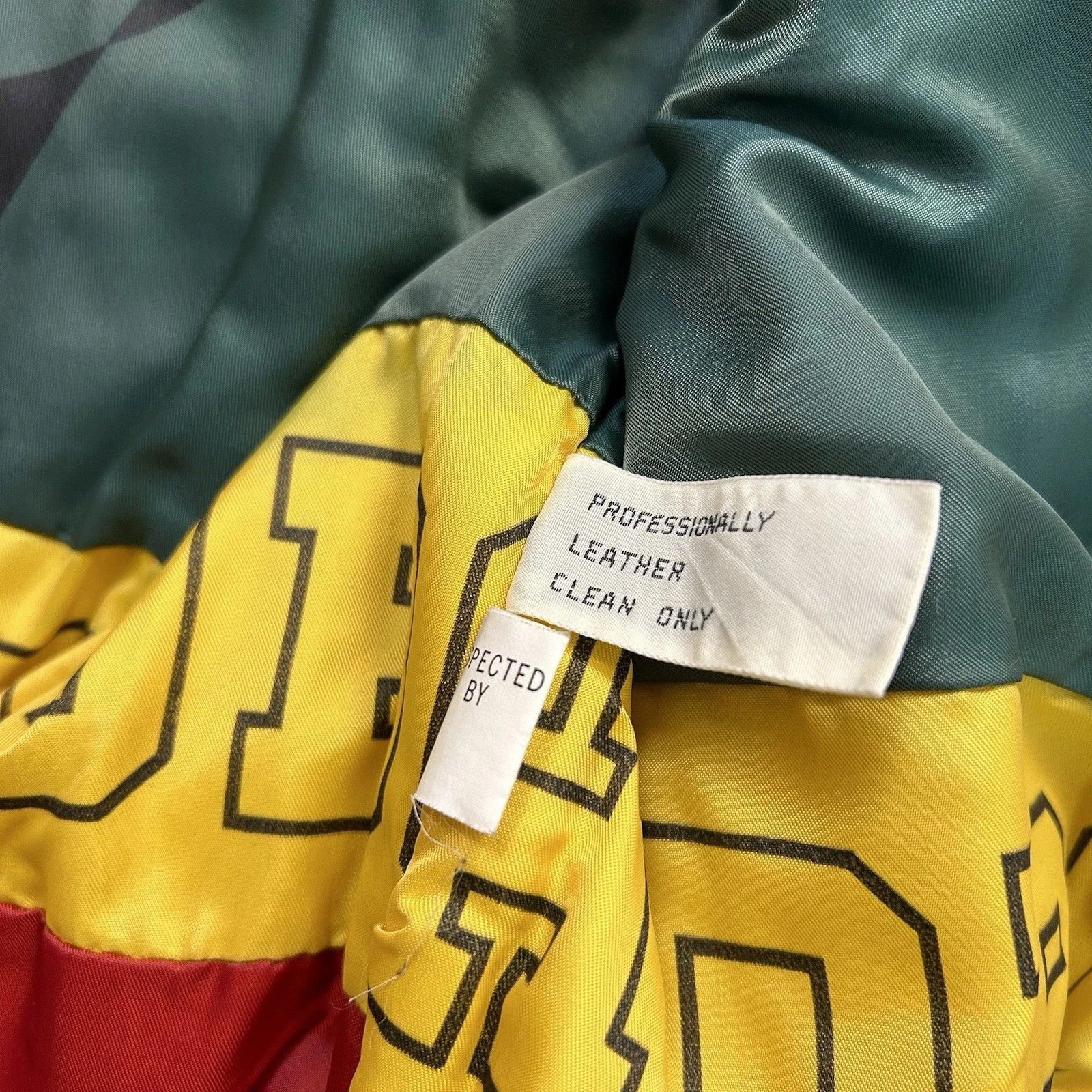 Vintage VTG MICHAEL HOBAN RASTA ZION LEATHER BOMBER JACKET SIZE M Size US M / EU 48-50 / 2 - 9 Thumbnail