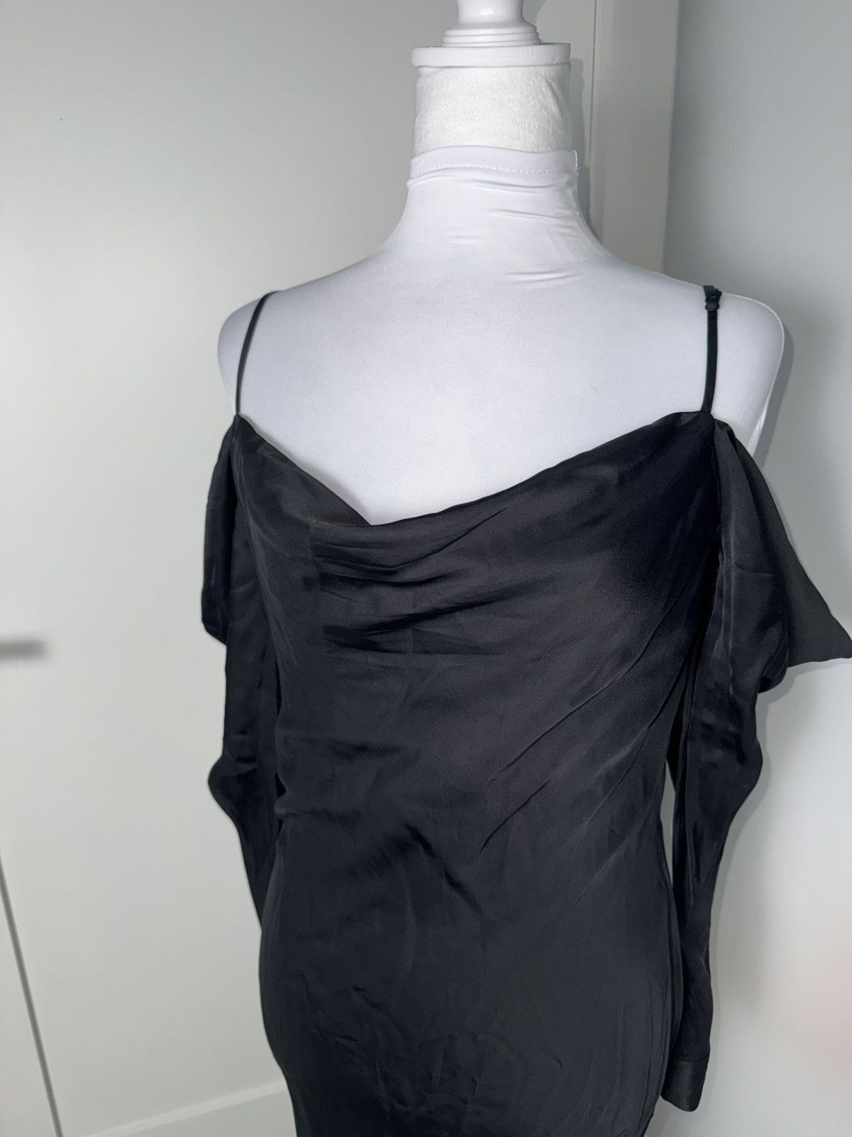 L'AGENCE L’agence Black Long Sleeve Silk Juniper Dress/Size 2 Size XS / US 0-2 / IT 36-38 - 4 Thumbnail