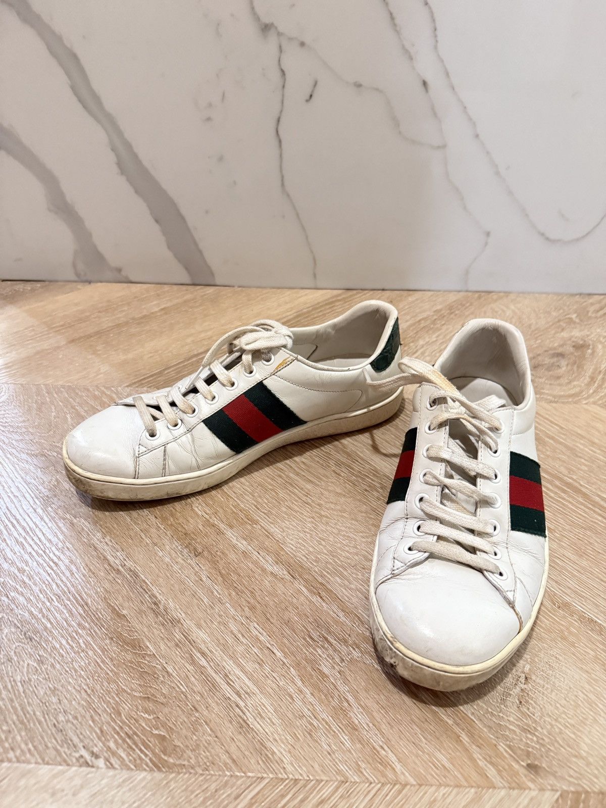 Gucci Men's Gucci Ace sneaker with Web US 7 Size US 7 / EU 40 - 7 Thumbnail