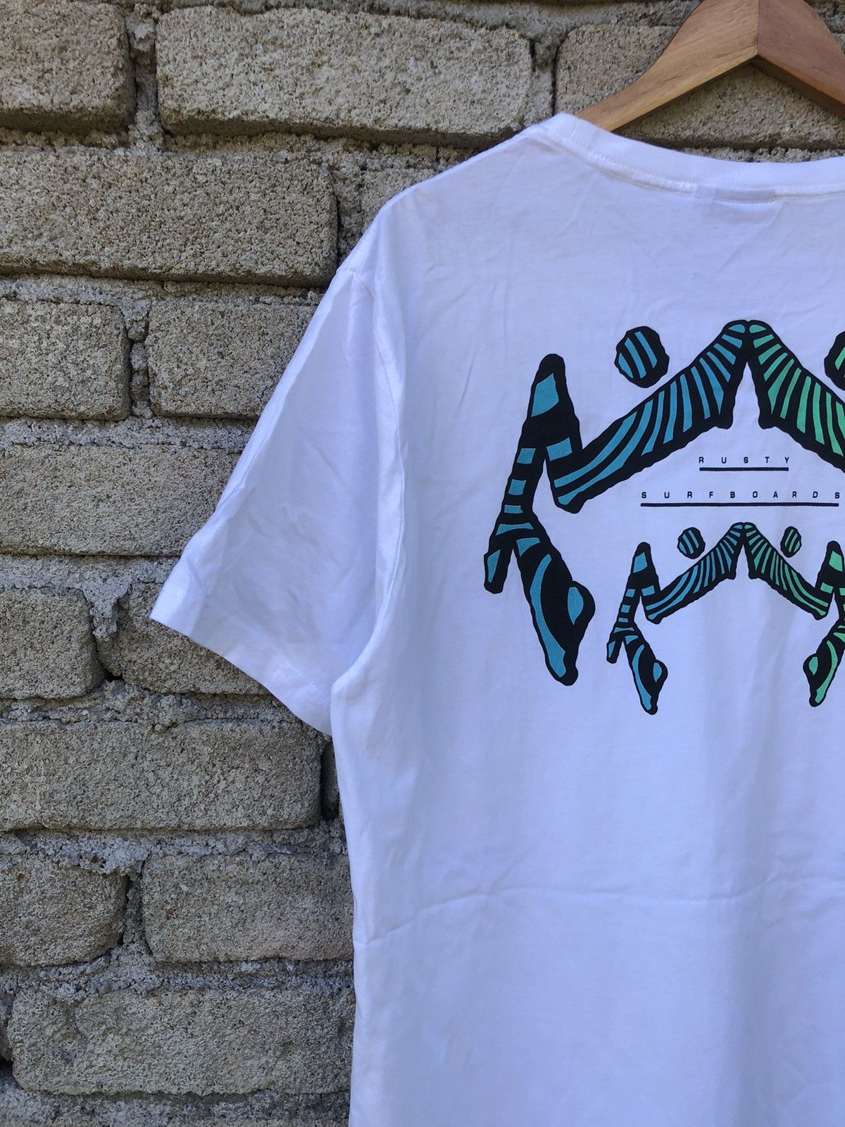 Quiksilver Vintage Y2K Rusty Surfboards Logo Backhit Tshirt Size US L / EU 52-54 / 3 - 5 Thumbnail
