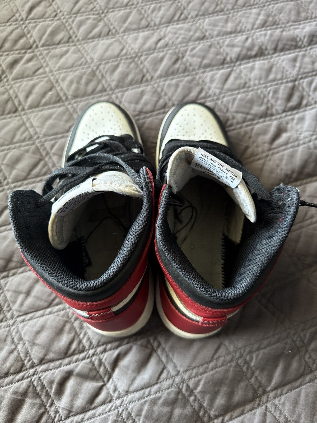 Jordan Brand Nike Air Jordan 1 Black toe Size US 7 / EU 40 - 5 Thumbnail