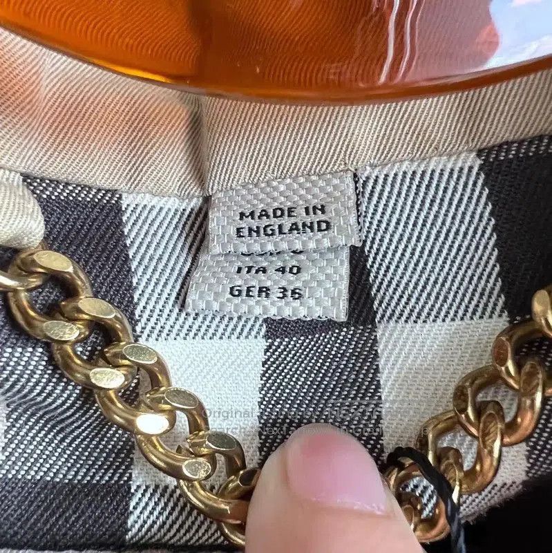 Burberry Burberry Women’s M Size Classic Trench Coat. Size M / US 6-8 / IT 42-44 - 5 Thumbnail