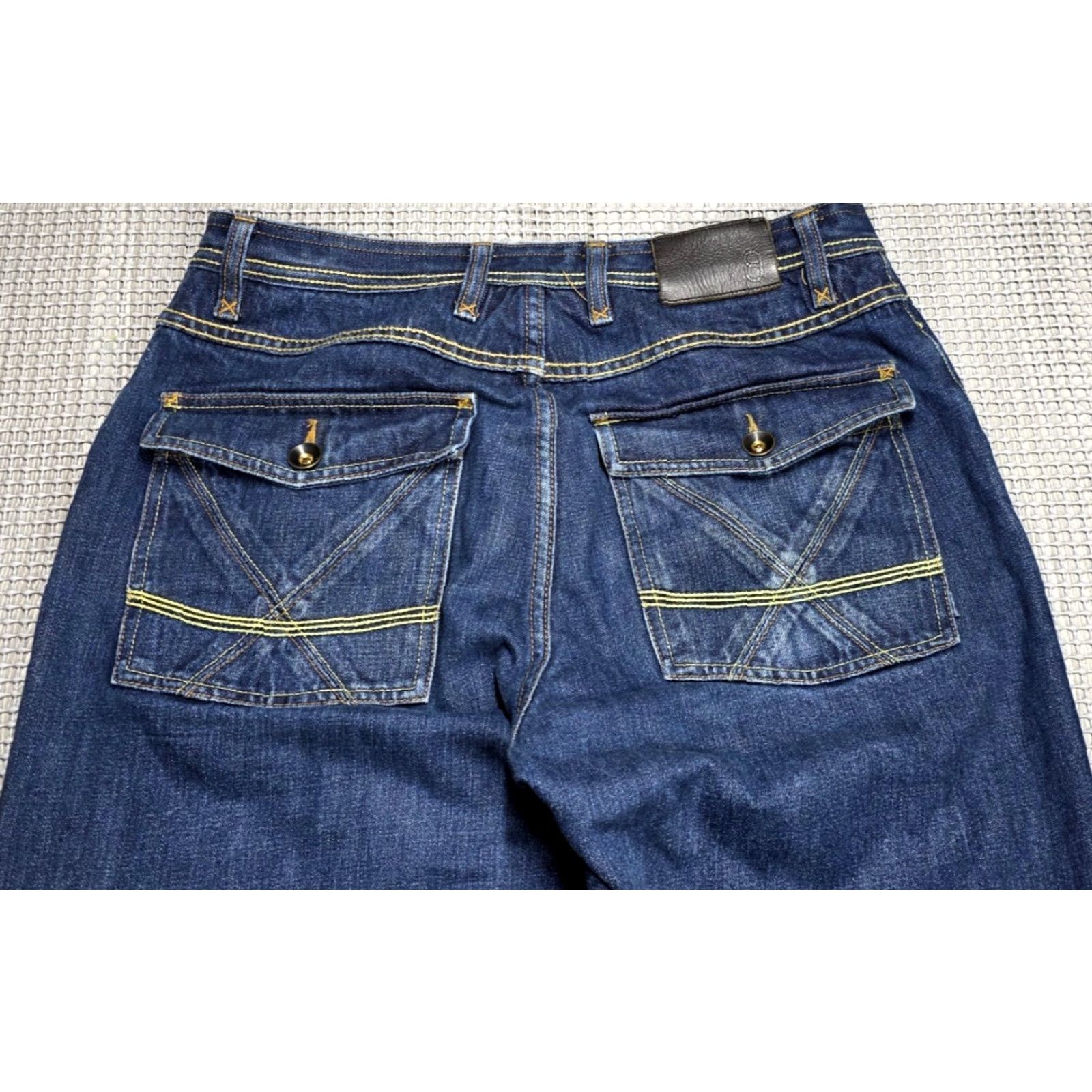 Sean John VINTAGE Sean John Baggy Jeans 32x29 Blue Fade Skater Grunge Wide-Leg Button Fly 90s Mens Jeans Size US 32 / EU 48 - 6 Thumbnail