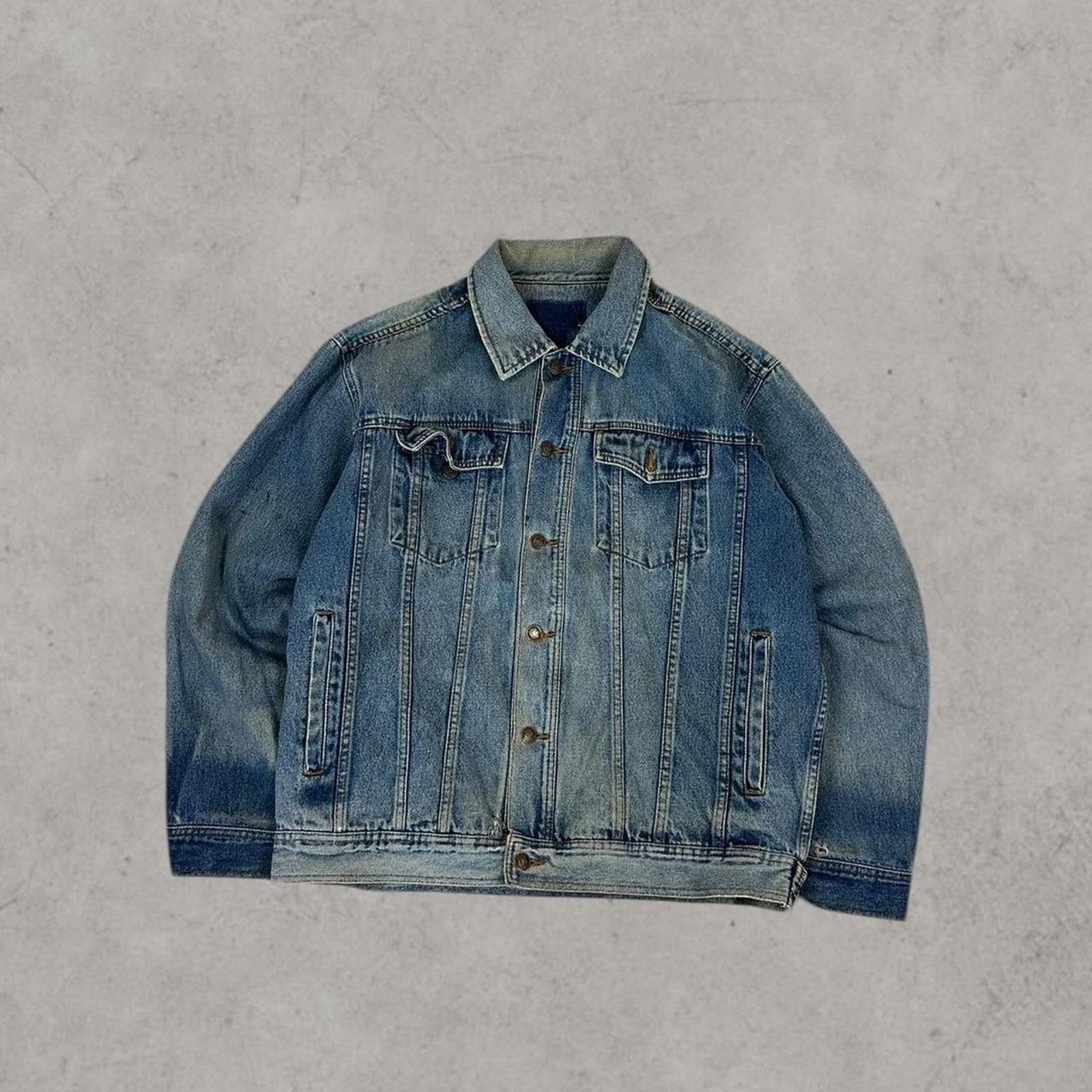 Vintage Vintage Distressed Denim Trucker Jacket Size US XL / EU 56 / 4 - 1 Thumbnail