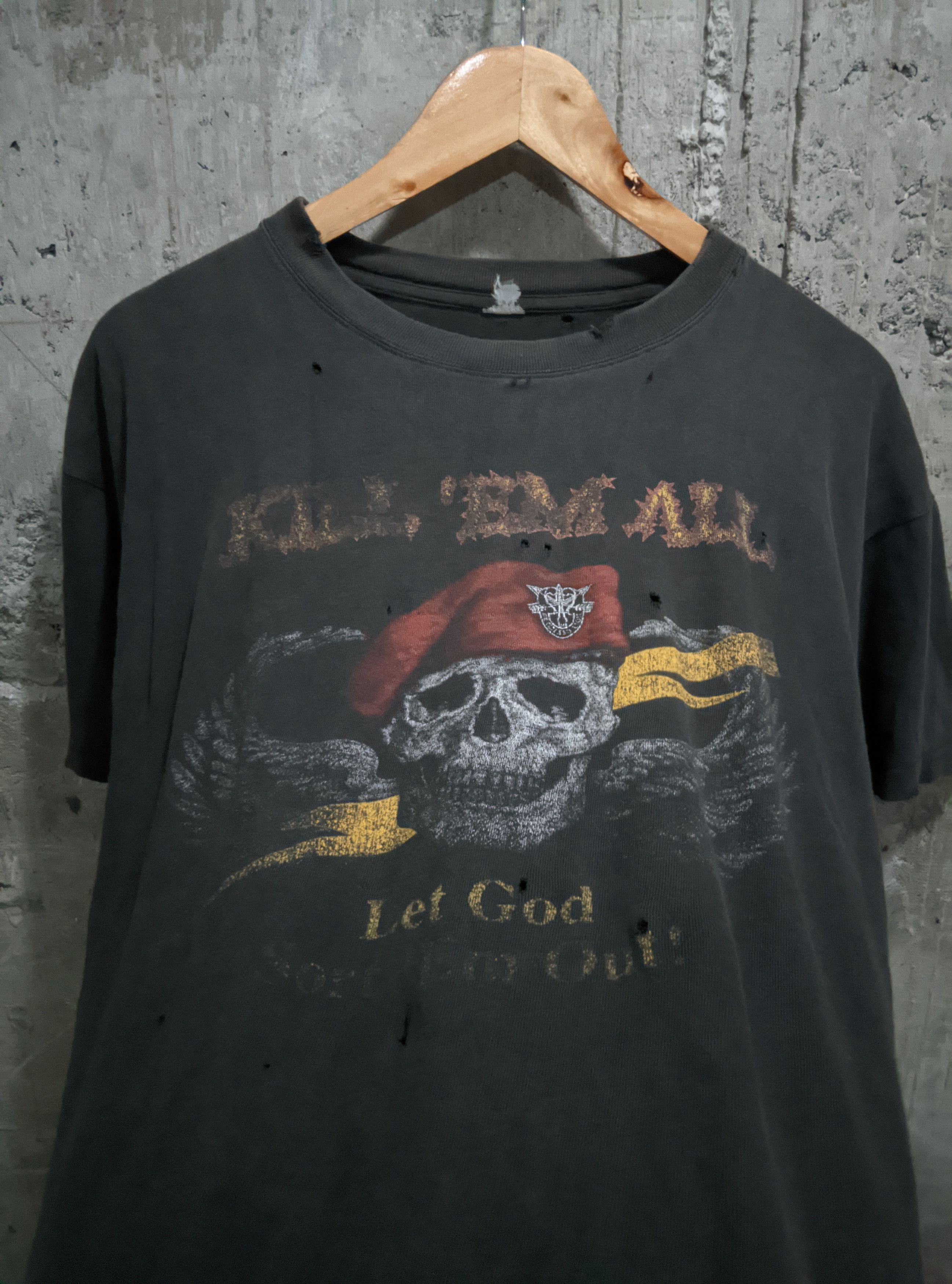 Vintage Vintage 90s kill em all distressed thrashed grunge fade ERD Size US L / EU 52-54 / 3 - 2 Thumbnail