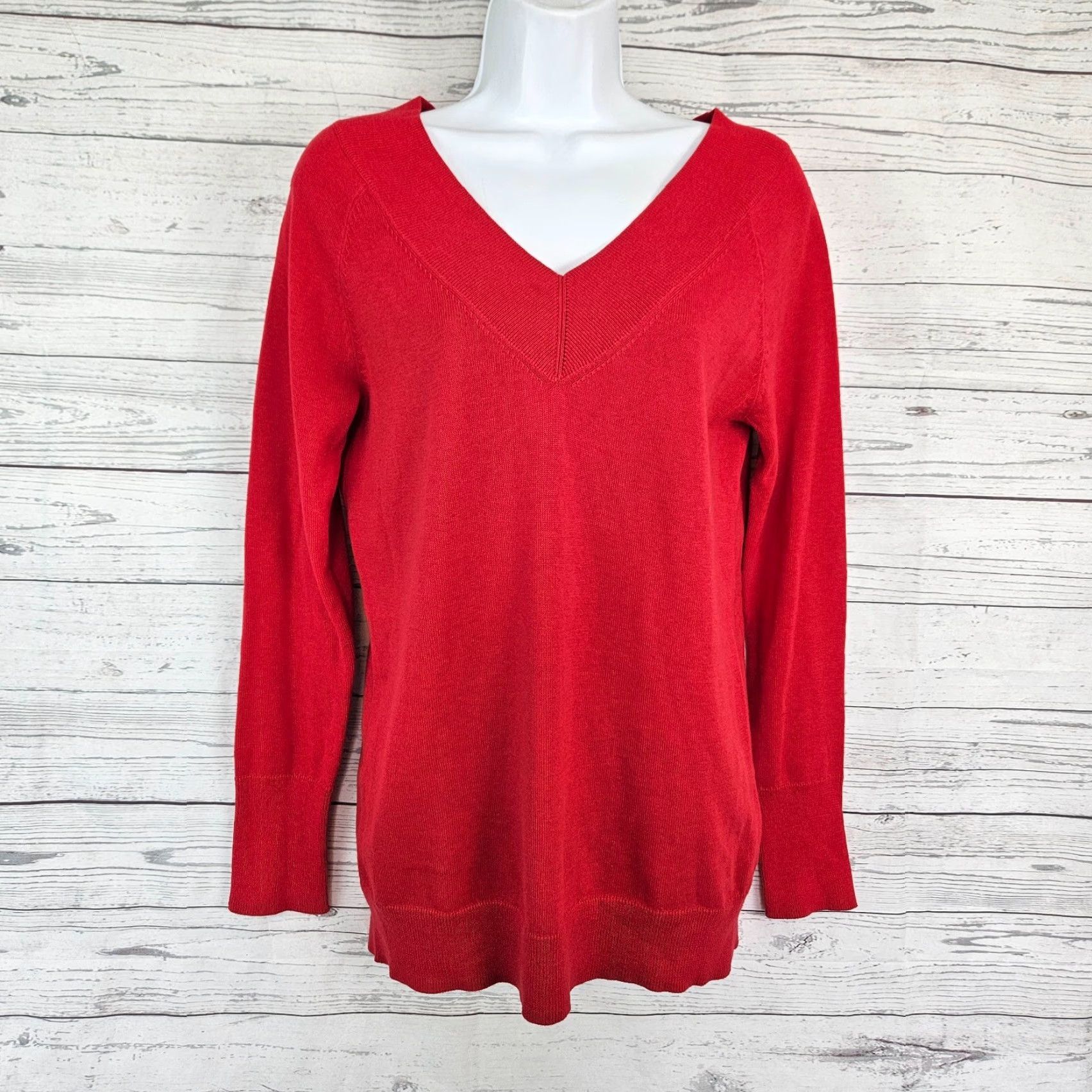 Vintage Cabi 3682 Women's Pullover Sweater Red V-Neck Size S Small Cotton Blend Long Sleeve Womens 90s? Size S / US 4 / IT 40 - 2 Thumbnail