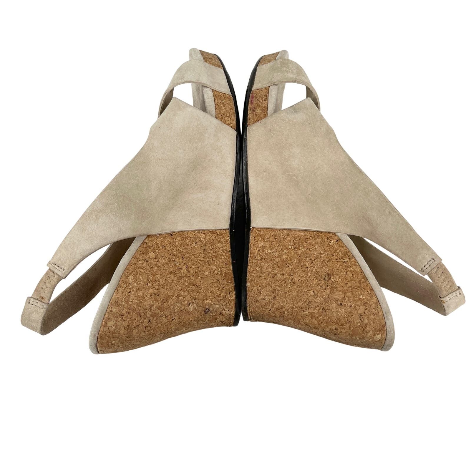 Ugg Ugg Hazel Sandals Suede 10 Beige Cork Wedge 4" Size US 10 / EU 43 - 8 Thumbnail