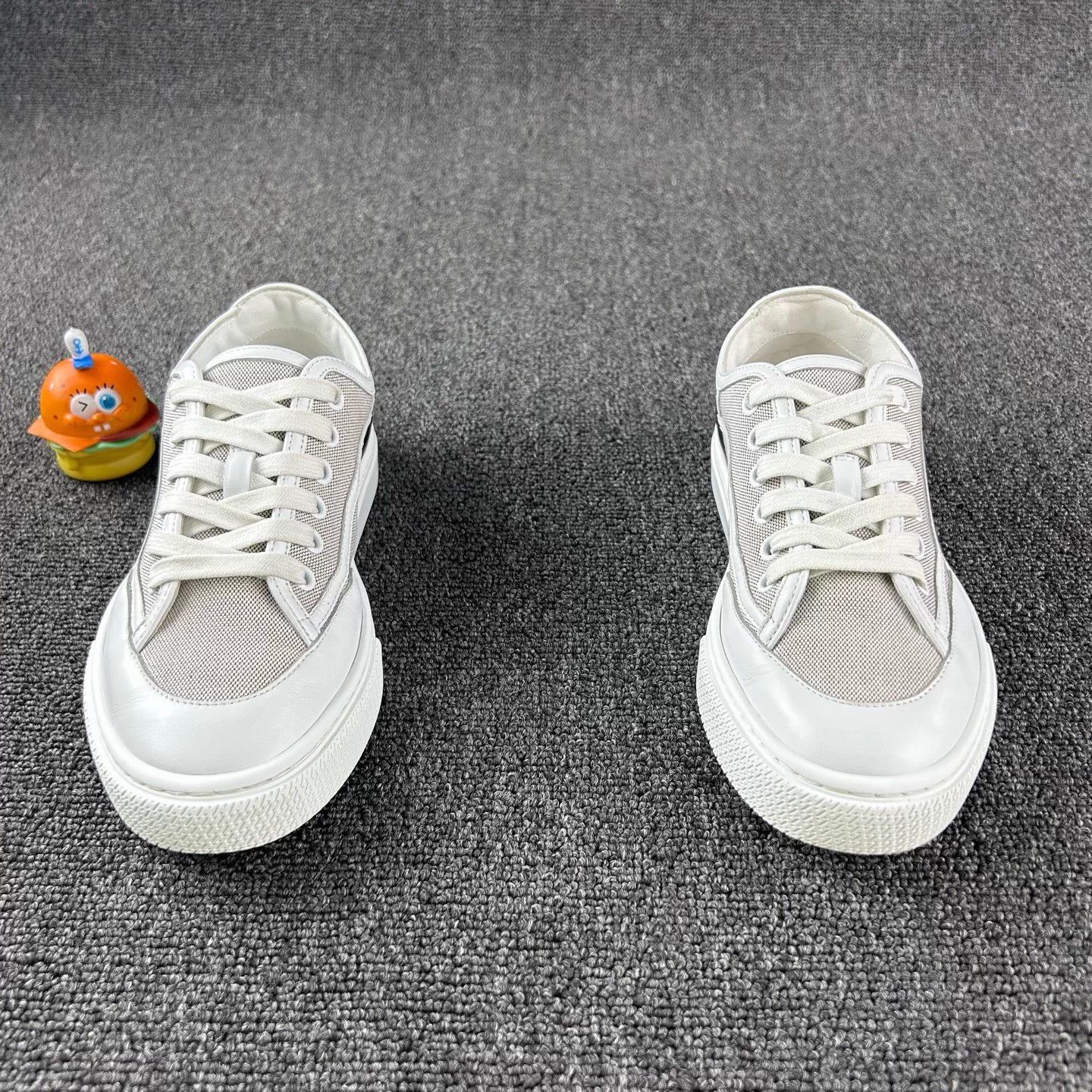 Hermes Hermes new gray women's sneakers 36.5 Size US 5.5 / IT 35.5 - 2 Thumbnail