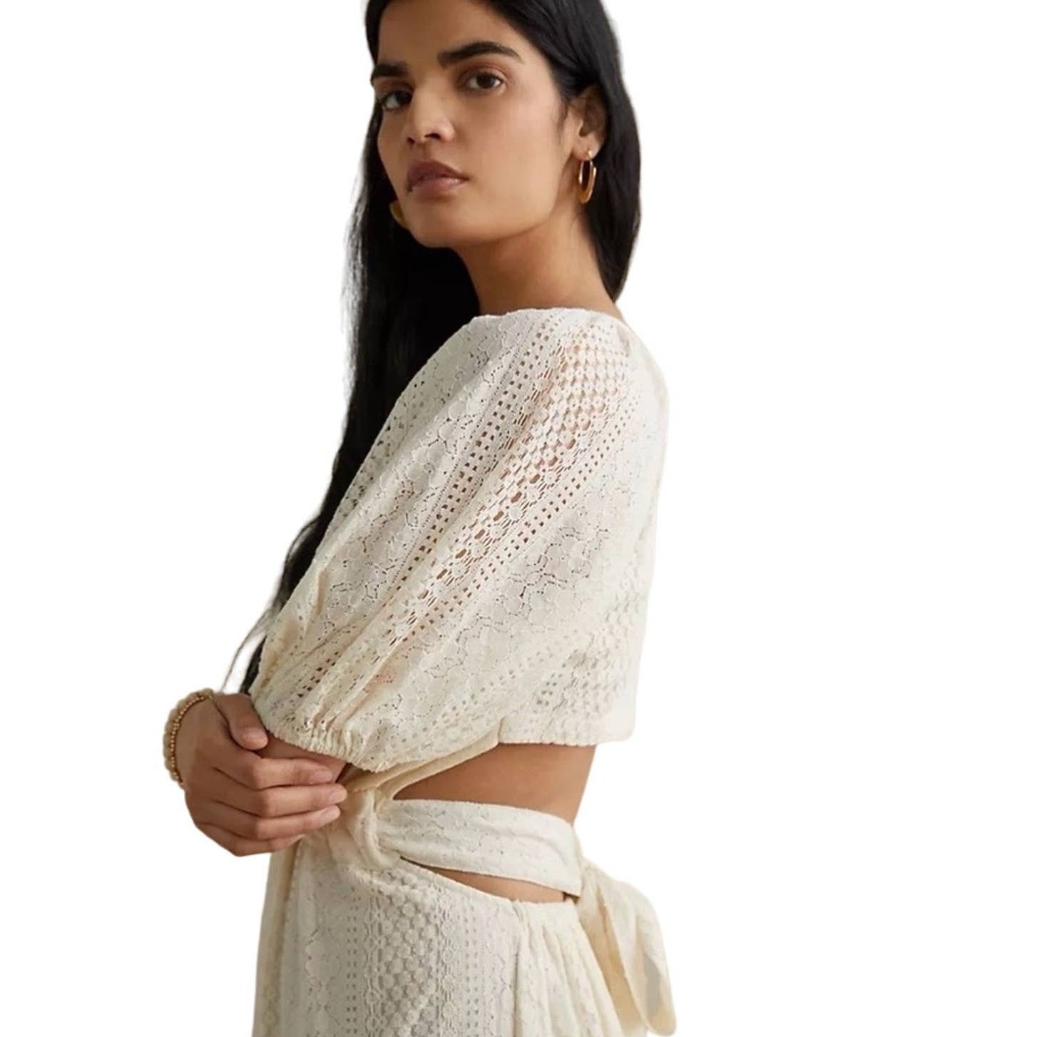 adrianna papell beige lace dress Adrianna Papell Womens Beaded Mesh Flutter-Sleeve Gown main image 1