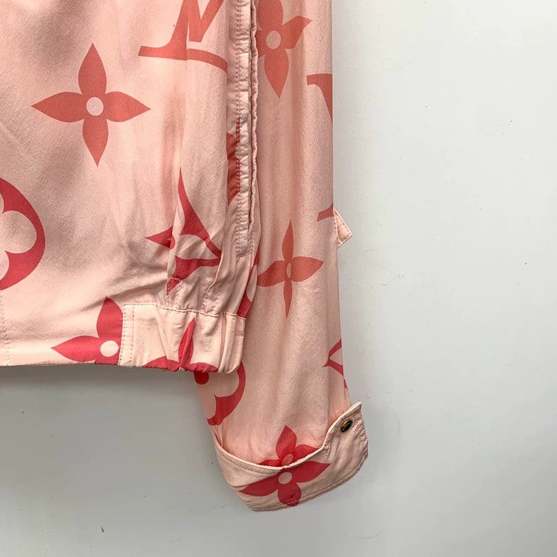 Louis Vuitton Louis Vuitton Pink logo printed silk zip-up long sleeve ja Size S / US 4 / IT 40 - 4 Thumbnail