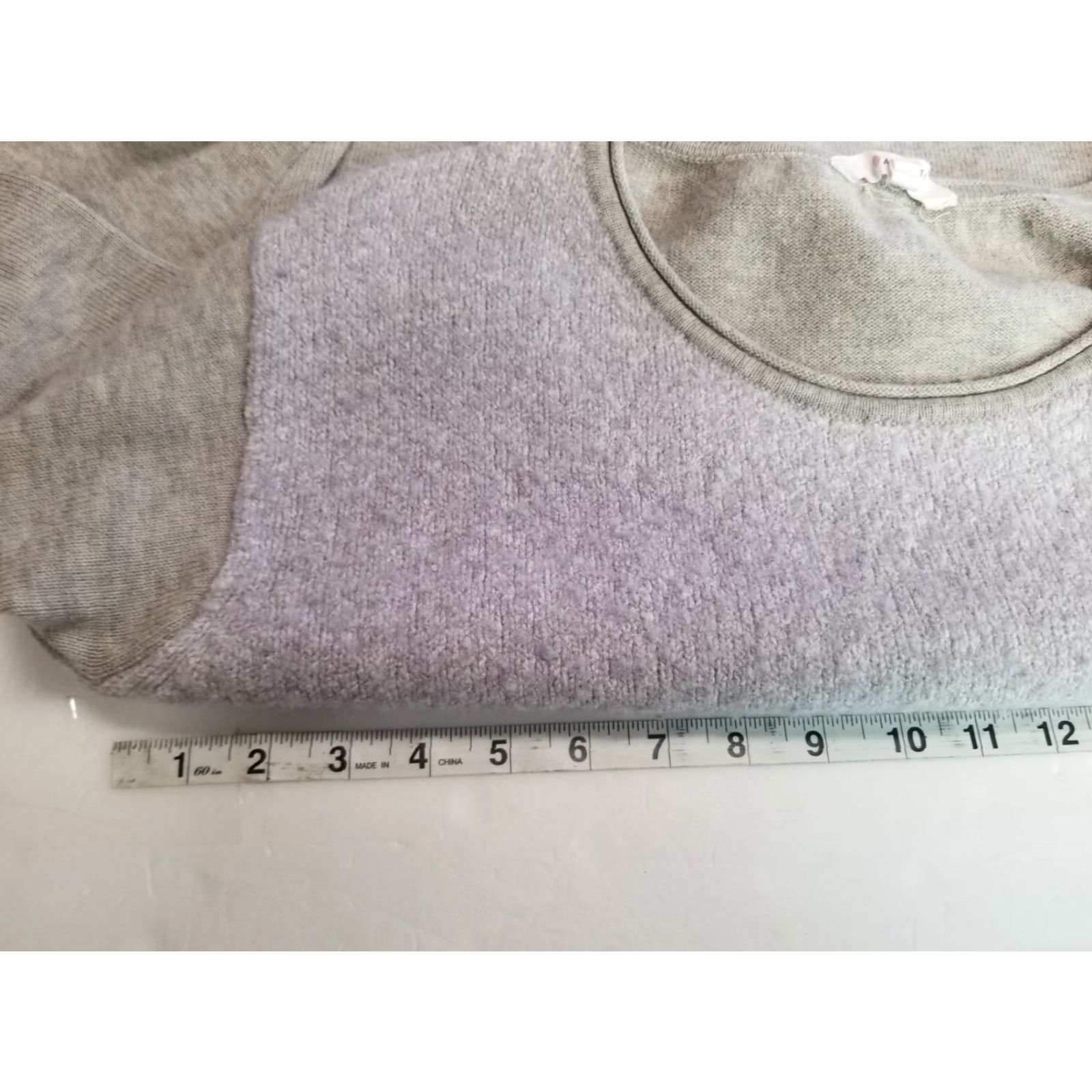 Athleta Athleta Sweatshirt Womens Long Sleeve Crewneck Pullover Gray Wool Blend Large Size L / US 10 / IT 46 - 3 Thumbnail
