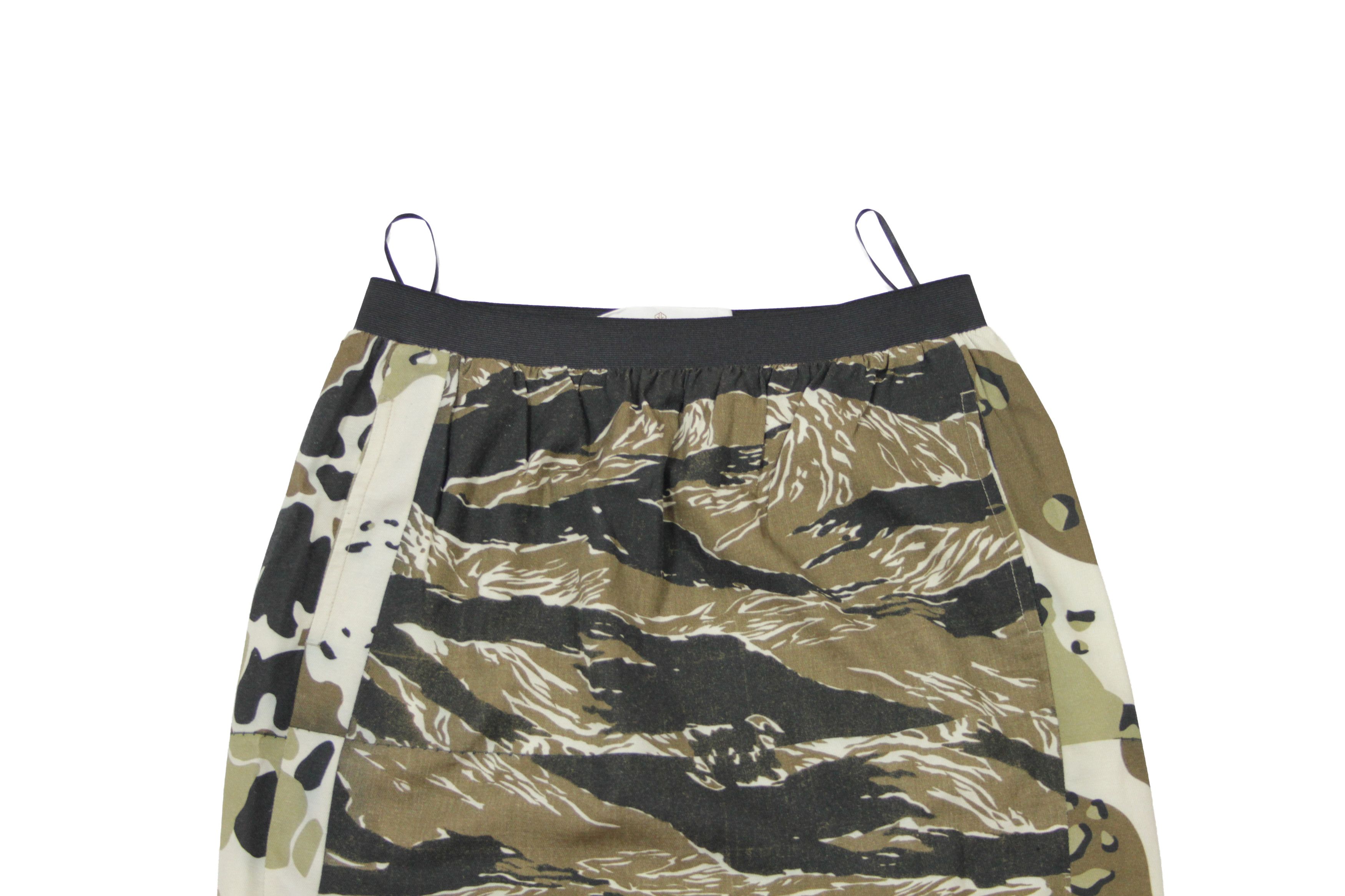Golden Goose Tiger Camo Khaki Mid Skirt Size 26" / US 2 / IT 38 - 3 Thumbnail