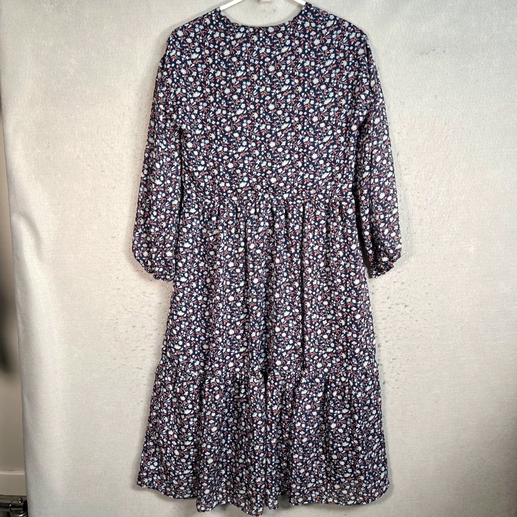 Madewell VINTAGE Madewell Womens XS Floral Print V-Neck Midi Dress Long Sleeve Tiered Skirt Size XS / US 0-2 / IT 36-38 - 2 Thumbnail