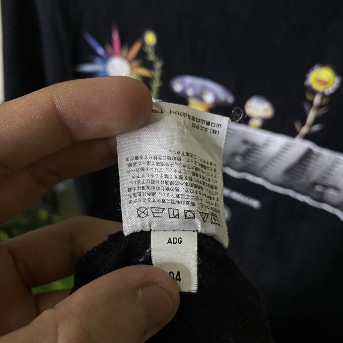 Takashi Murakami Takashi Murakami x Billie Eilish For Uniqlo Collaboration T Size US L / EU 52-54 / 3 - 5 Thumbnail