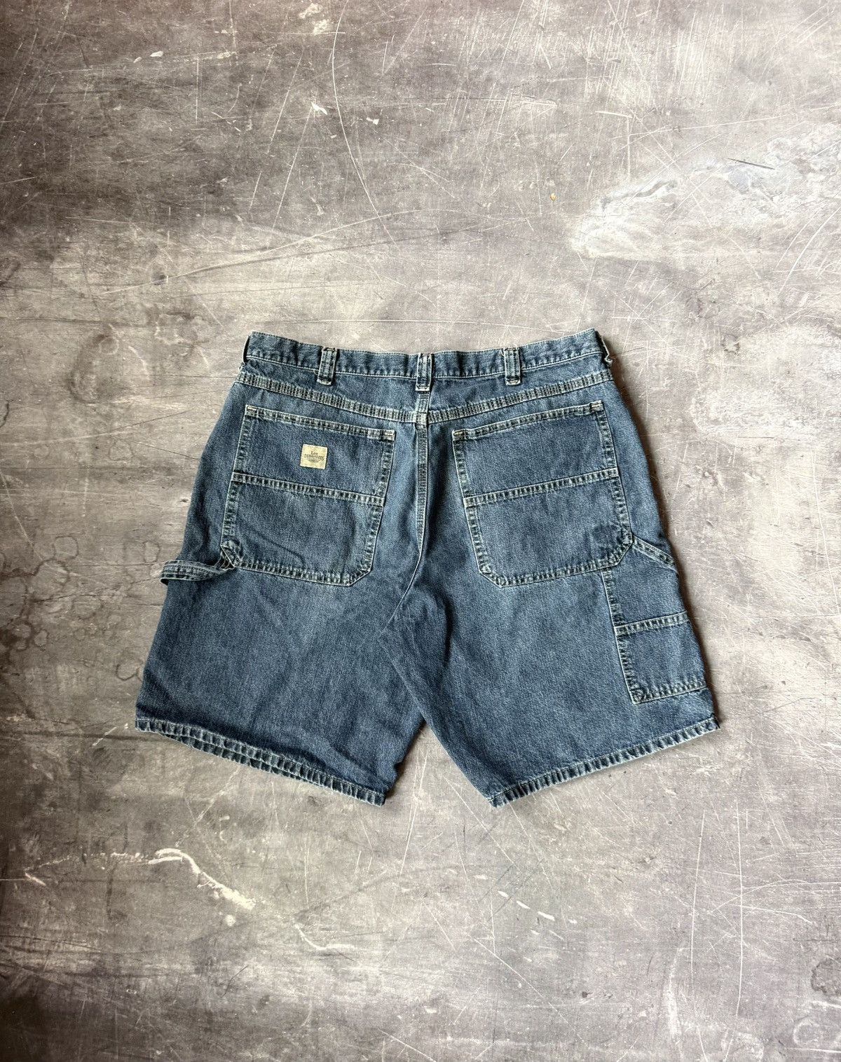 Vintage Vintage Lee Dungarees Carpenter Shorts (36) Size US 36 / EU 52 - 2 Thumbnail