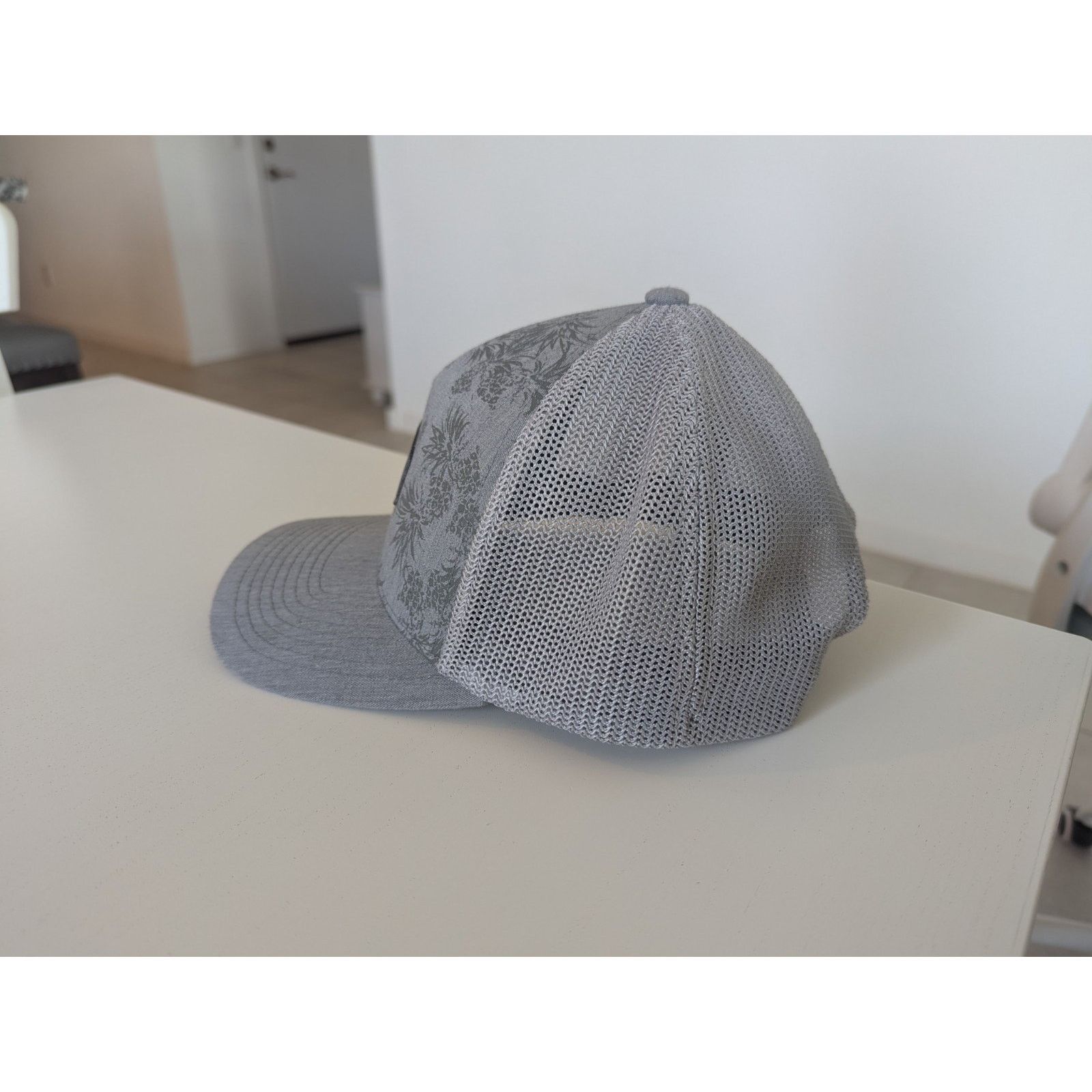 TravisMathew Travis Mathew Golf Hat Snapback Mesh Pineapple Grey Size ONE SIZE - 3 Thumbnail