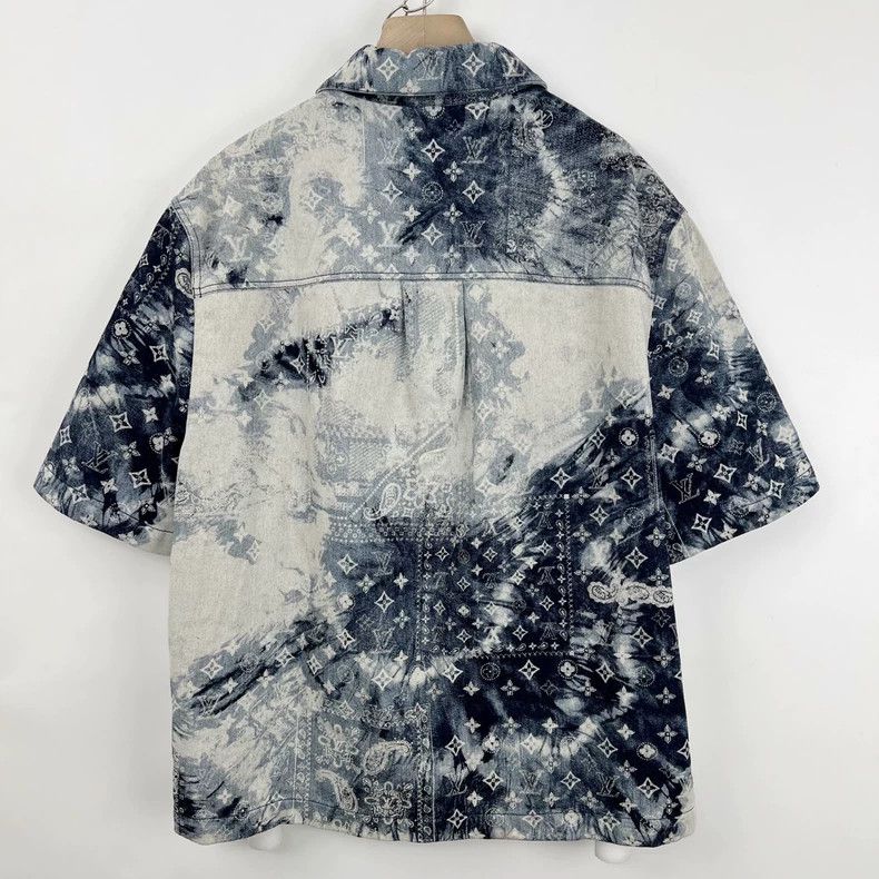 Louis Vuitton Louis Vuitton size 4l Cashew flower tie-dyed logo denim sho Size US XXL / EU 58 / 5 - 1 Thumbnail