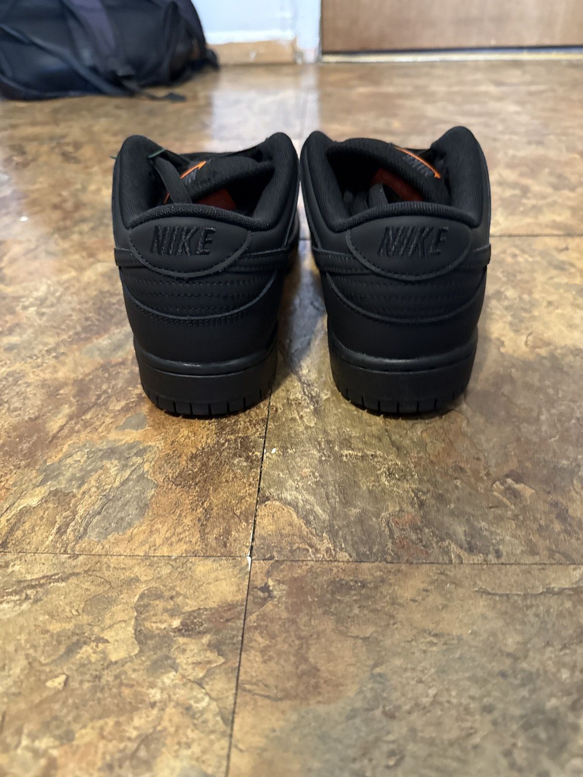 Nike SB Nike Dunk low SB Size US 7 / EU 40 - 4 Thumbnail