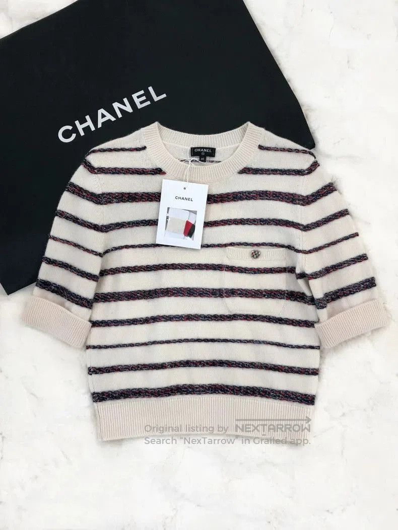 Chanel Chanel Roof Series Knit Short-Sleeve Top. Size US M / EU 48-50 / 2 - 1 Thumbnail