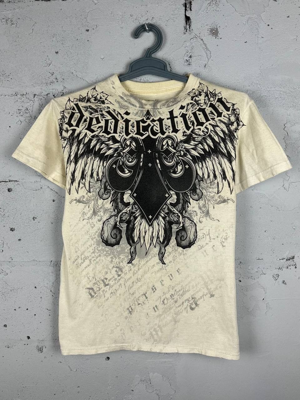 Affliction × Vintage Rare Chemystry Wing Cross Y2K Affliction Style Tee size L Size US M / EU 48-50 / 2 - 1 Thumbnail