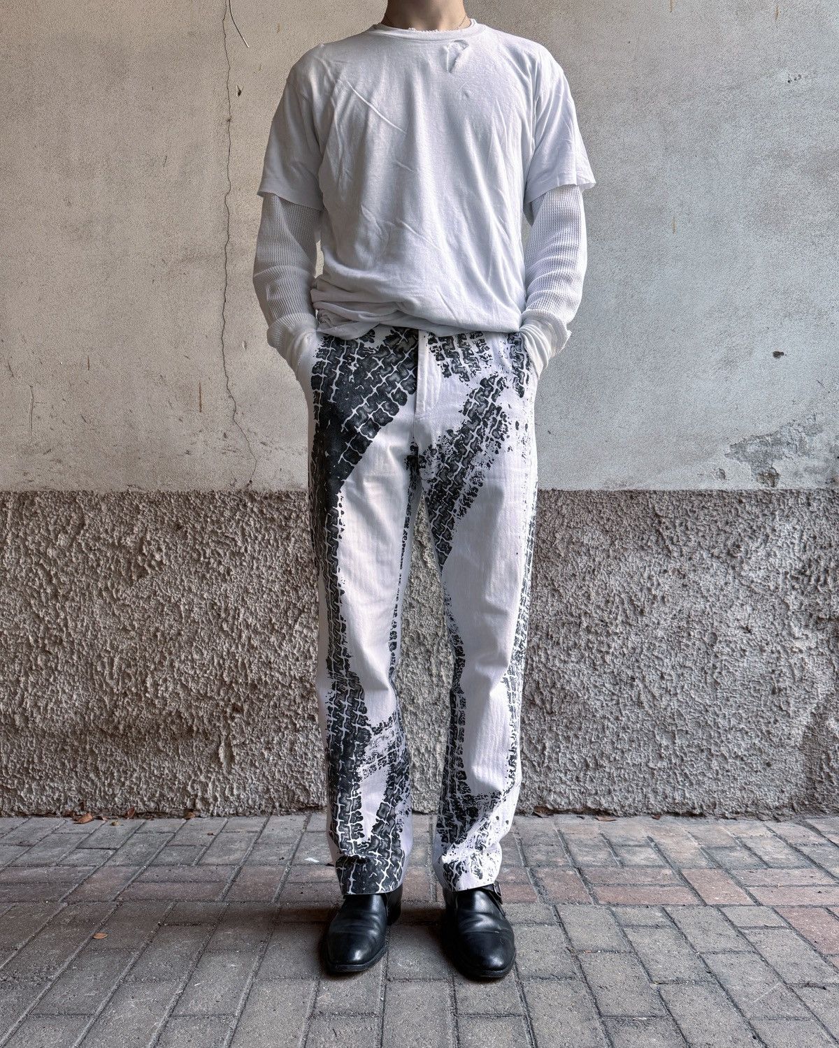 Alexander McQueen Alexander McQueen Tire Tracks Herringbone Pants Size US 30 / EU 46 - 1 Thumbnail