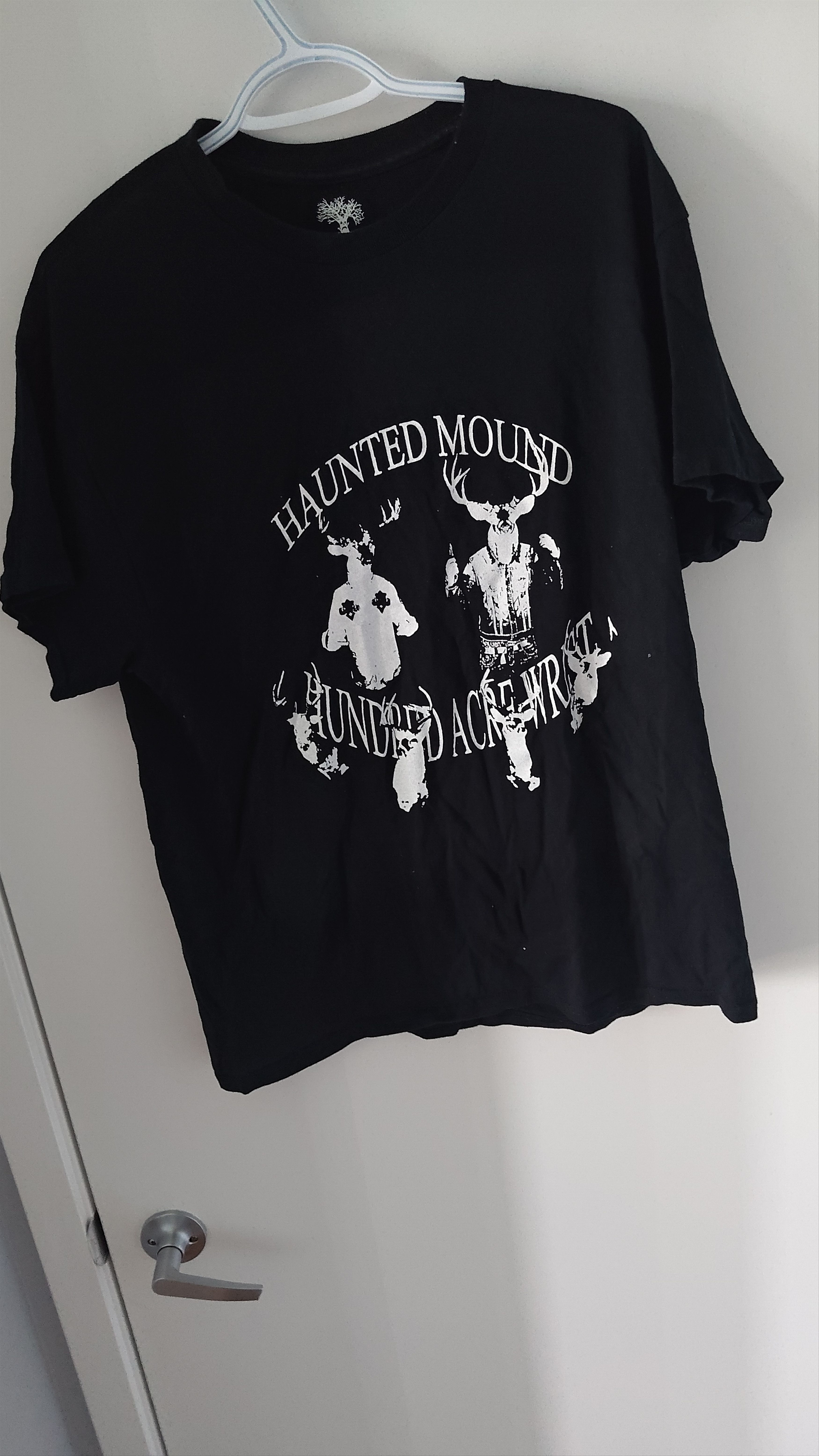 Haunted Mound Hundred Acre Wrist t-shirt