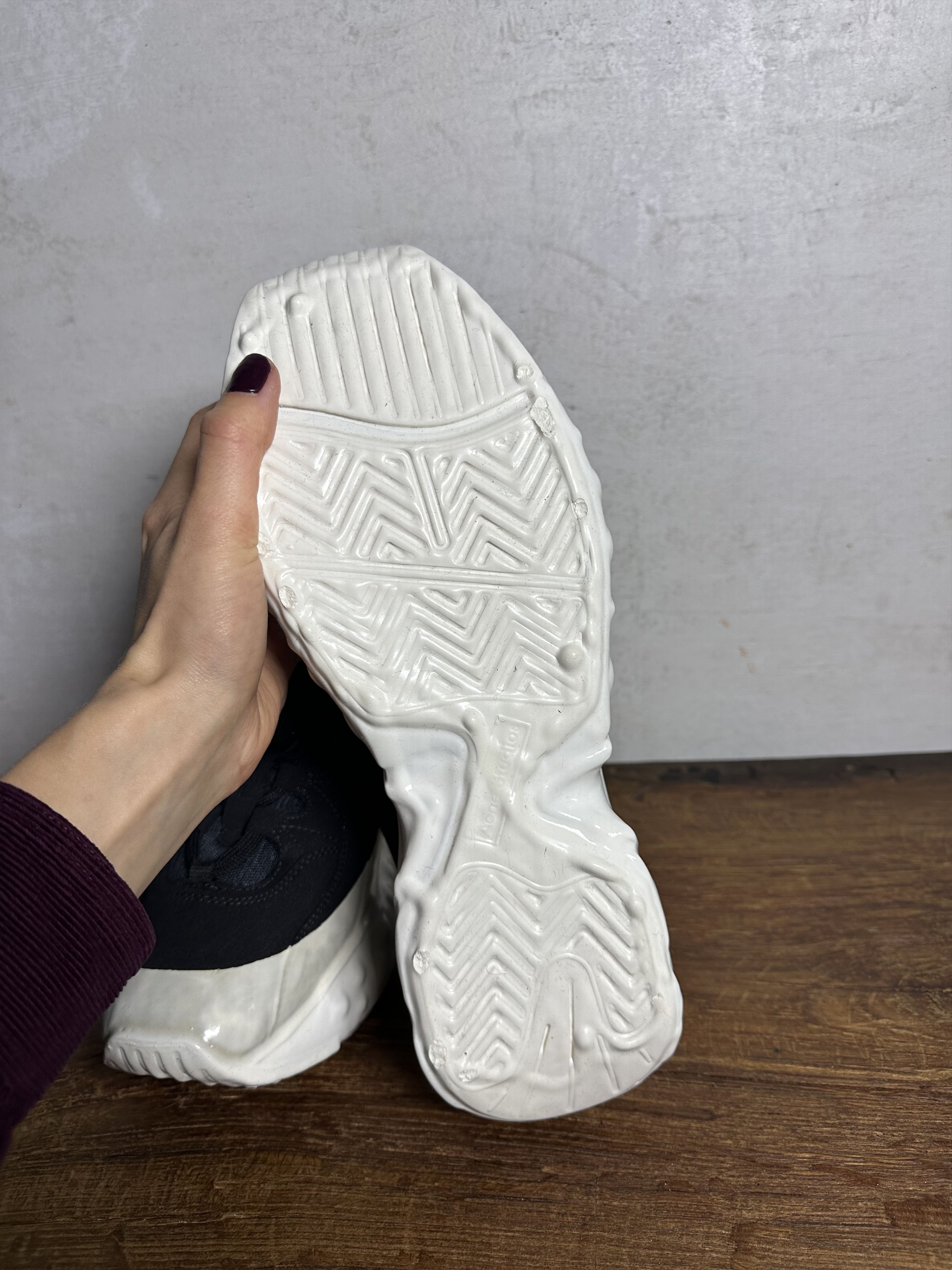 Acne Studios ACNE STUDIOS Black Rockaway Sneakers With Patent Sole Size US 11 / EU 44 - 13 Thumbnail