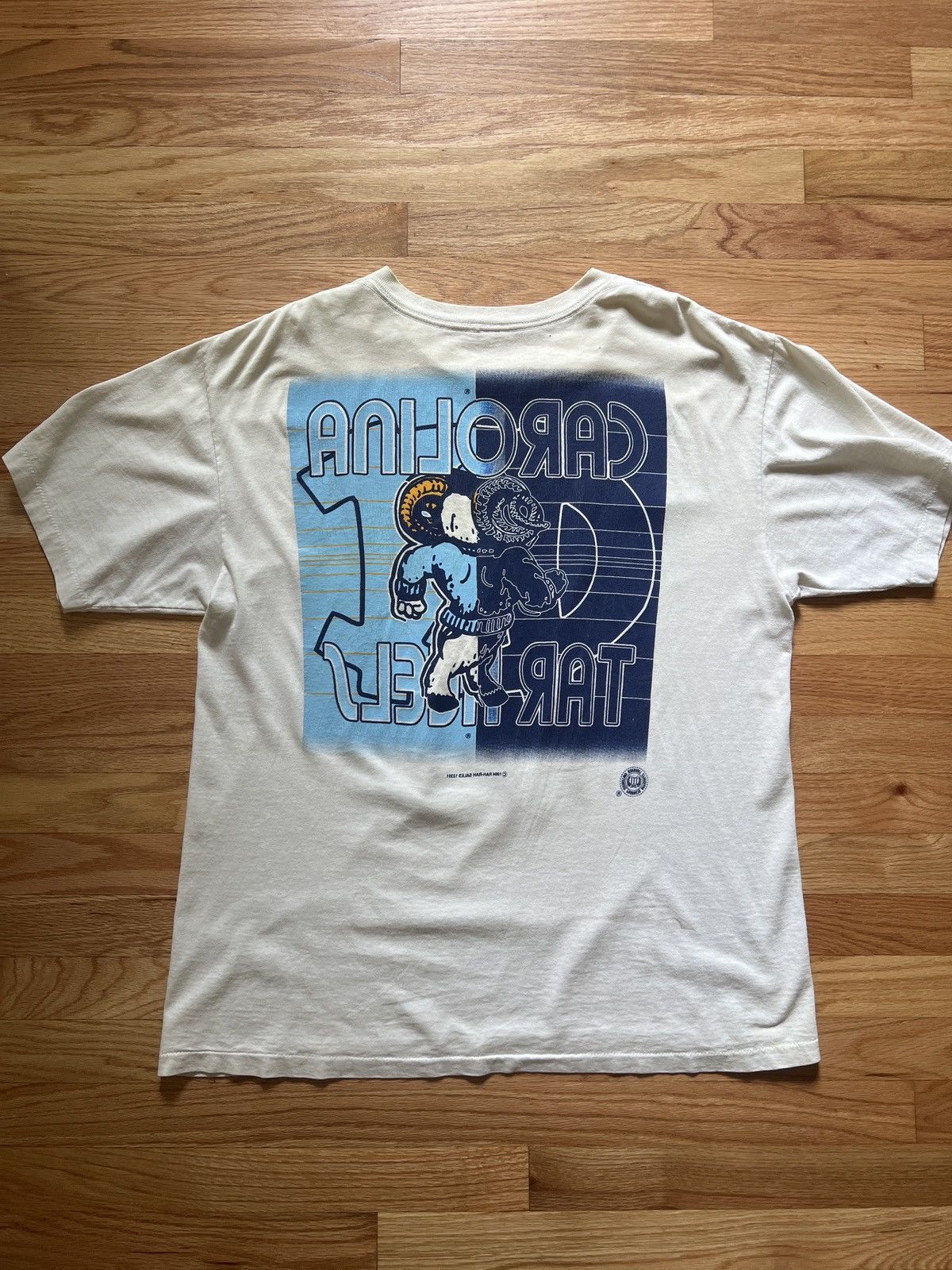 Vintage Vintage 90s UNC Tar Heels Graphic Tee Large Size US L / EU 52-54 / 3 - 5 Thumbnail