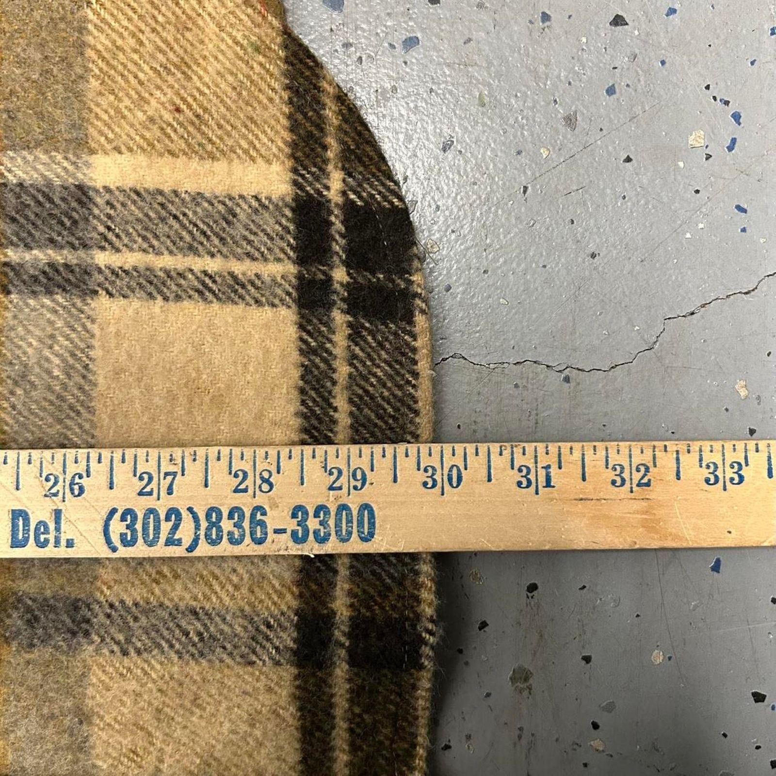 Sears VTG 70s Brown and cream Kings Road Sears plaid flannel shirt Size US L / EU 52-54 / 3 - 5 Thumbnail