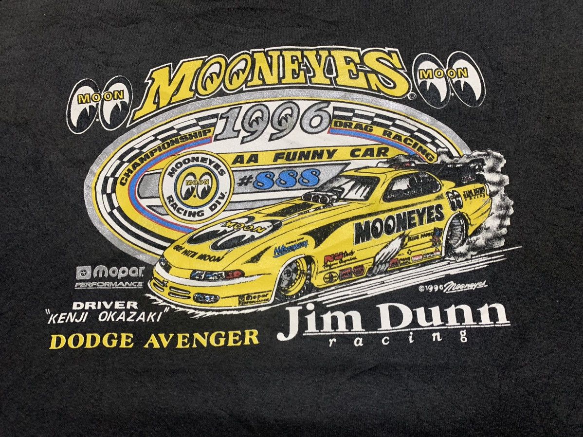 Vintage 1996 MOONEYES SWEATSHIRT NICELY FADED RARE Size US L / EU 52-54 / 3 - 12 Thumbnail