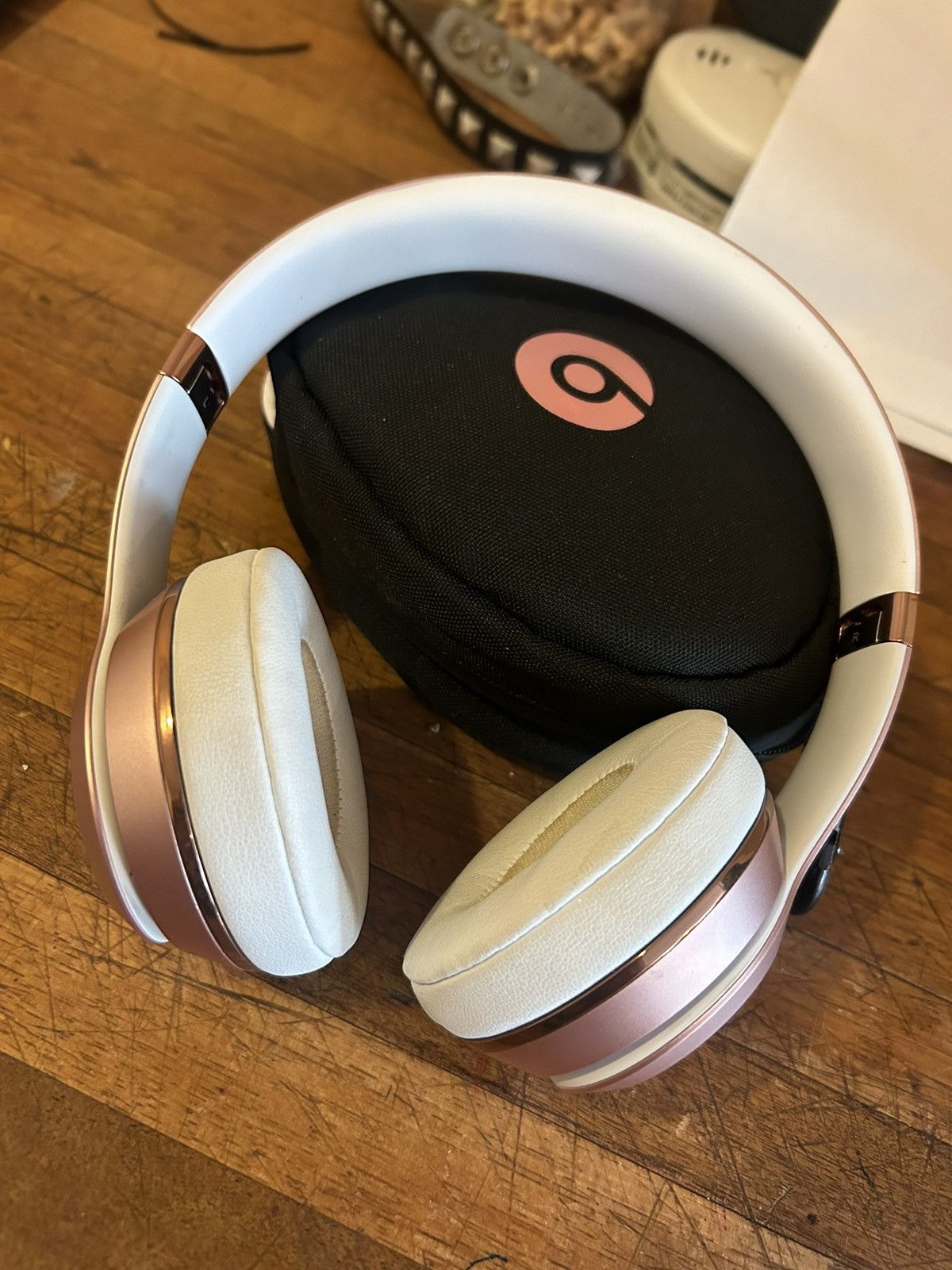 Beats By Dre Beats Solo3 Wireless On-Ear Headphones Size ONE SIZE - 3 Thumbnail