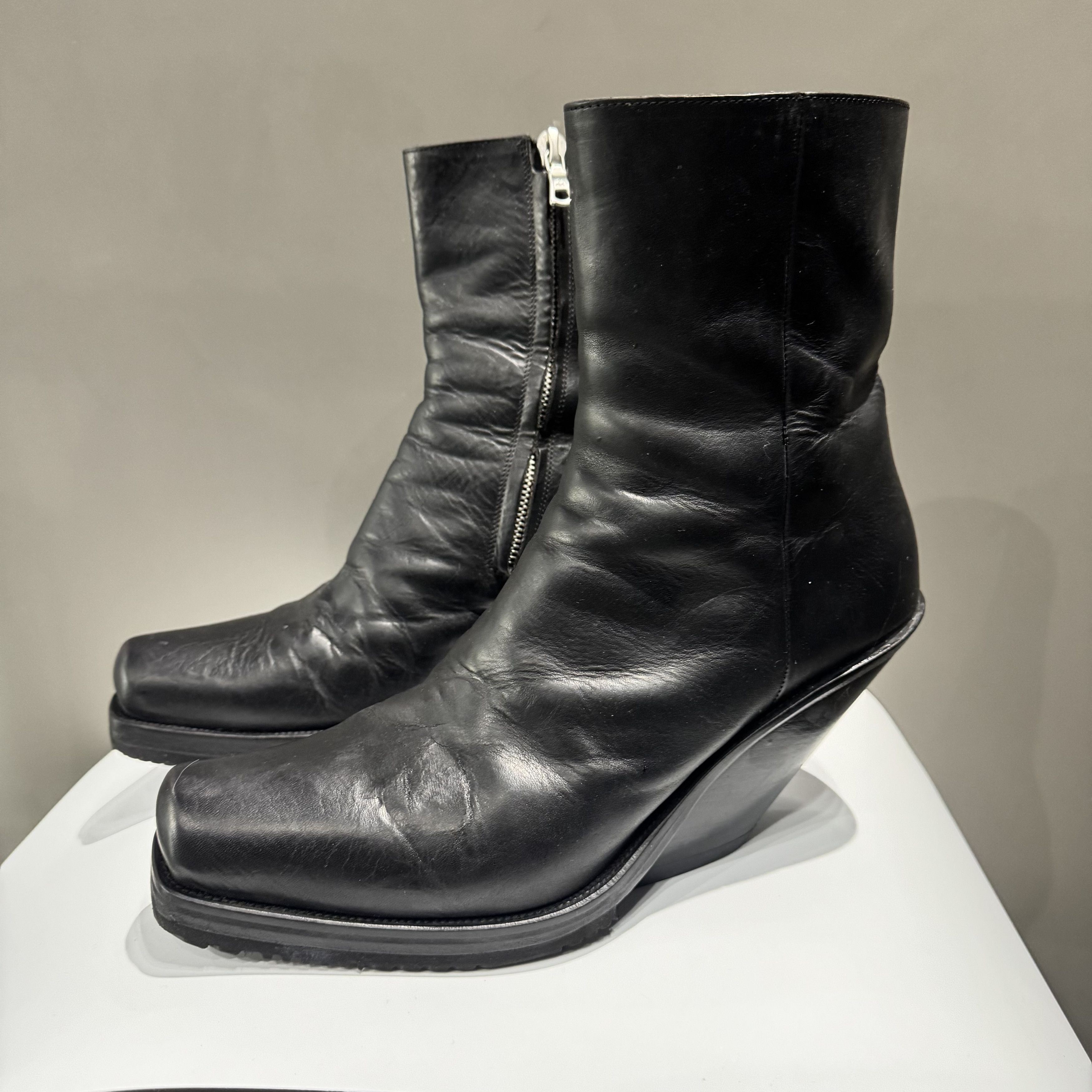 Vetements Demna Gvasalia Size US 12 / EU 45 - 1 Thumbnail