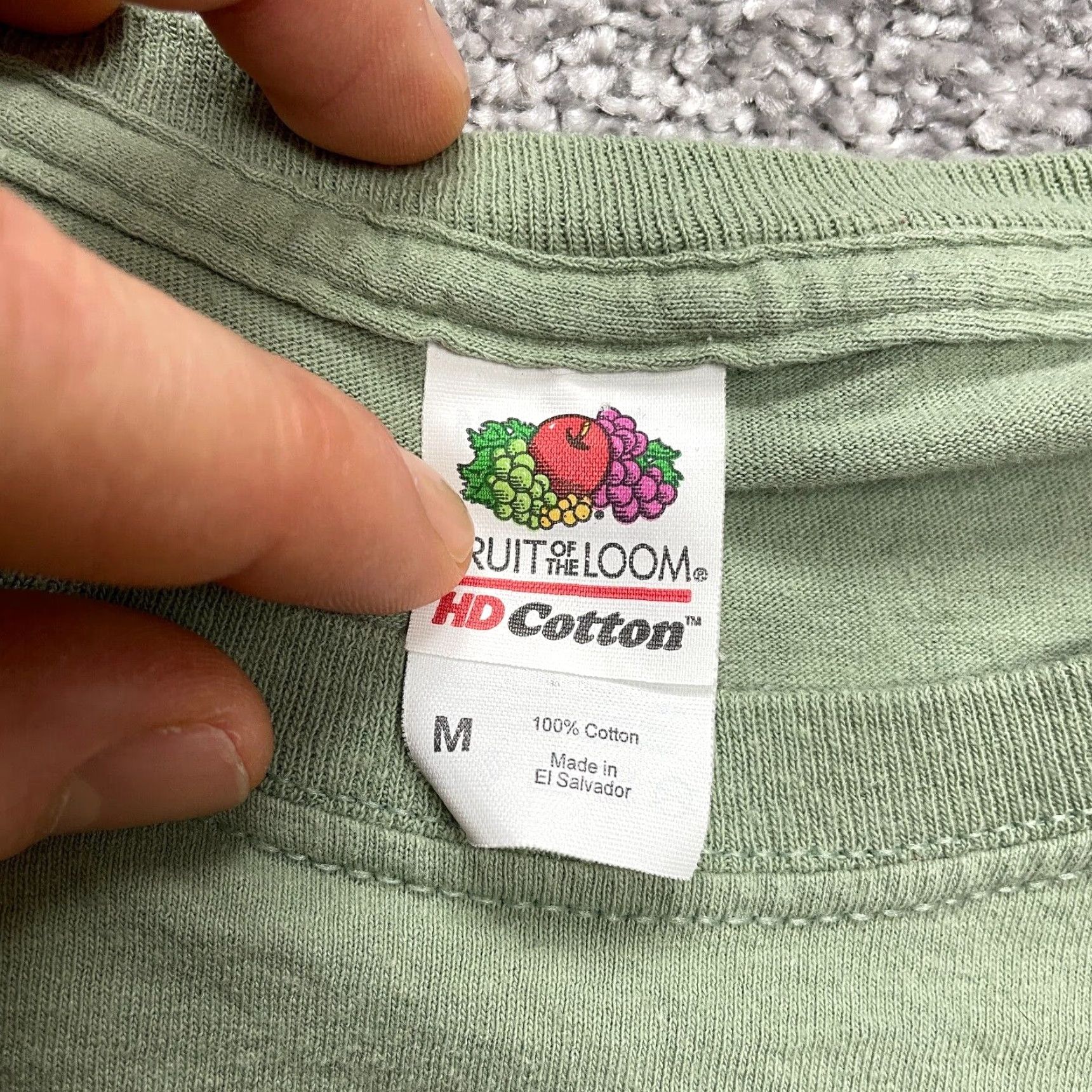 Fruit Of The Loom Fruit of the Loom Shirt Adult Medium Green Crew Neck Long Sleeve Cotton Blend Logo T-Shirt Mens Size US M / EU 48-50 / 2 - 4 Thumbnail