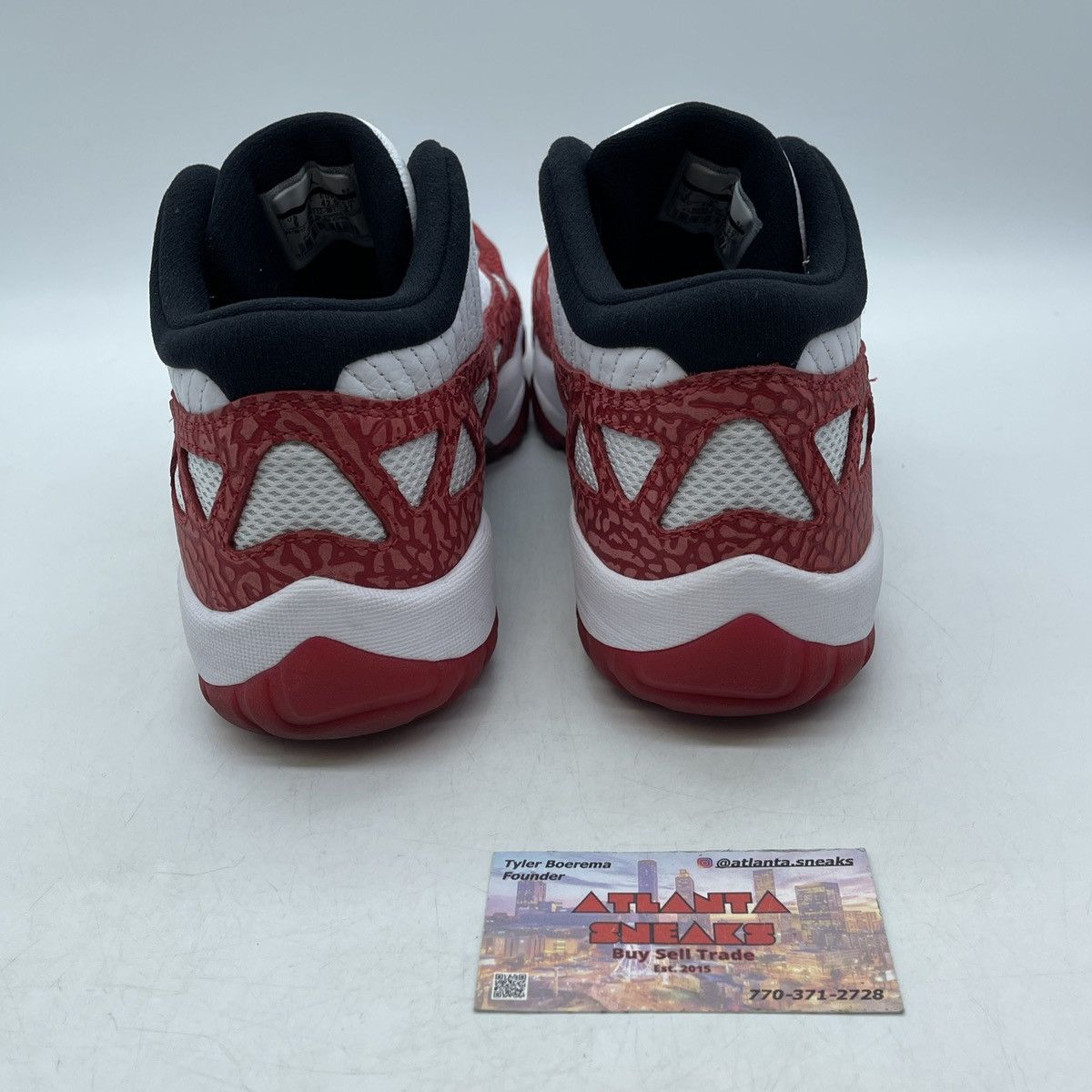 Jordan Brand Air Jordan 11 gym red Size US 9 / EU 42 - 3 Thumbnail