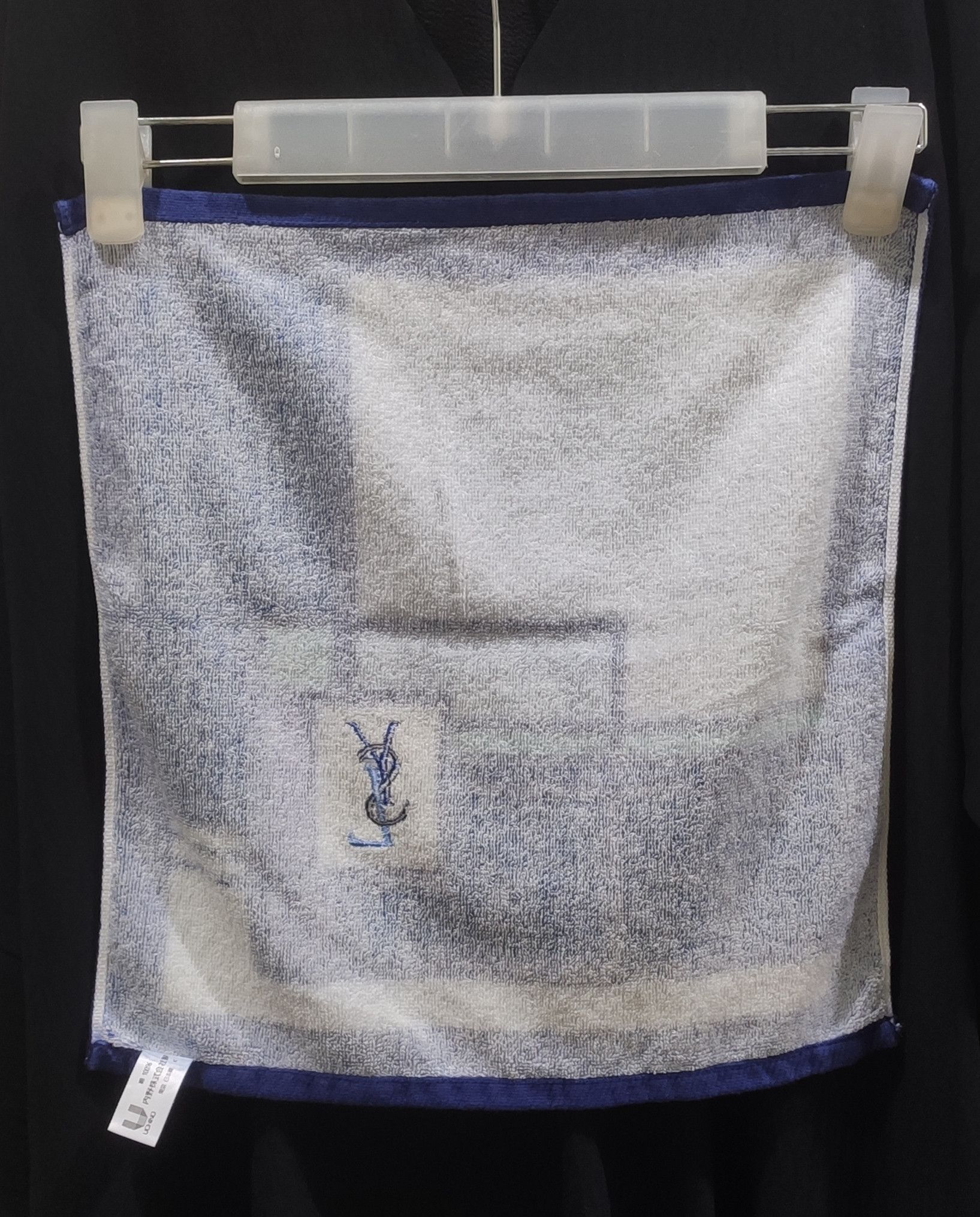 Yves Saint Laurent Yves Saint Laurent Face Towel Size ONE SIZE - 9 Thumbnail