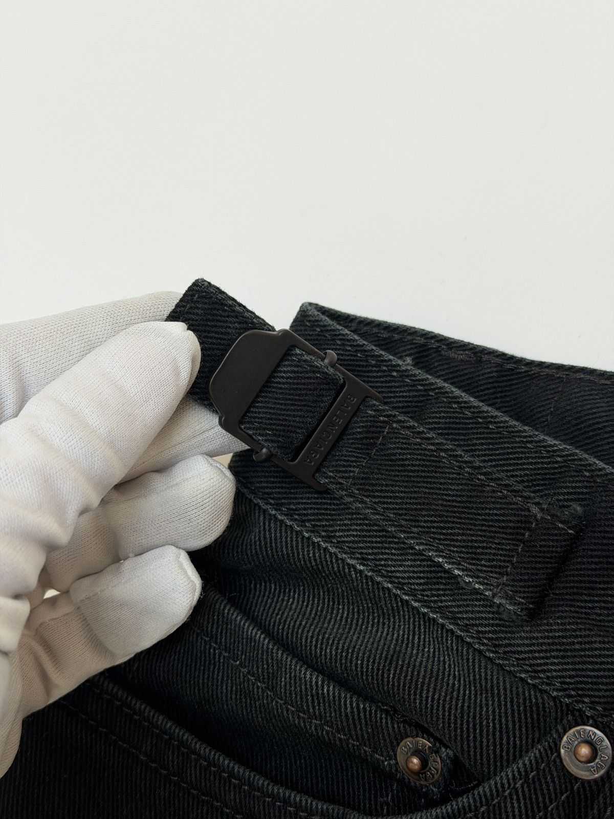 Balenciaga Balenciaga Baggy Cargo Carpenter Black Denim Pant Size US 28 / EU 44 - 11 Thumbnail