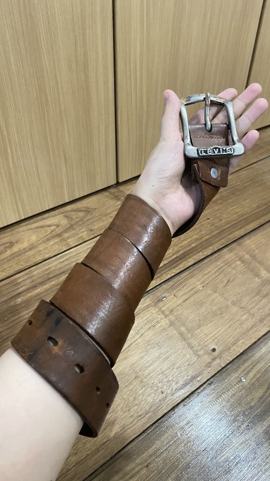 Levi's × Vintage Y2K vintage belt leather levi’s Size ONE SIZE - 1 Thumbnail