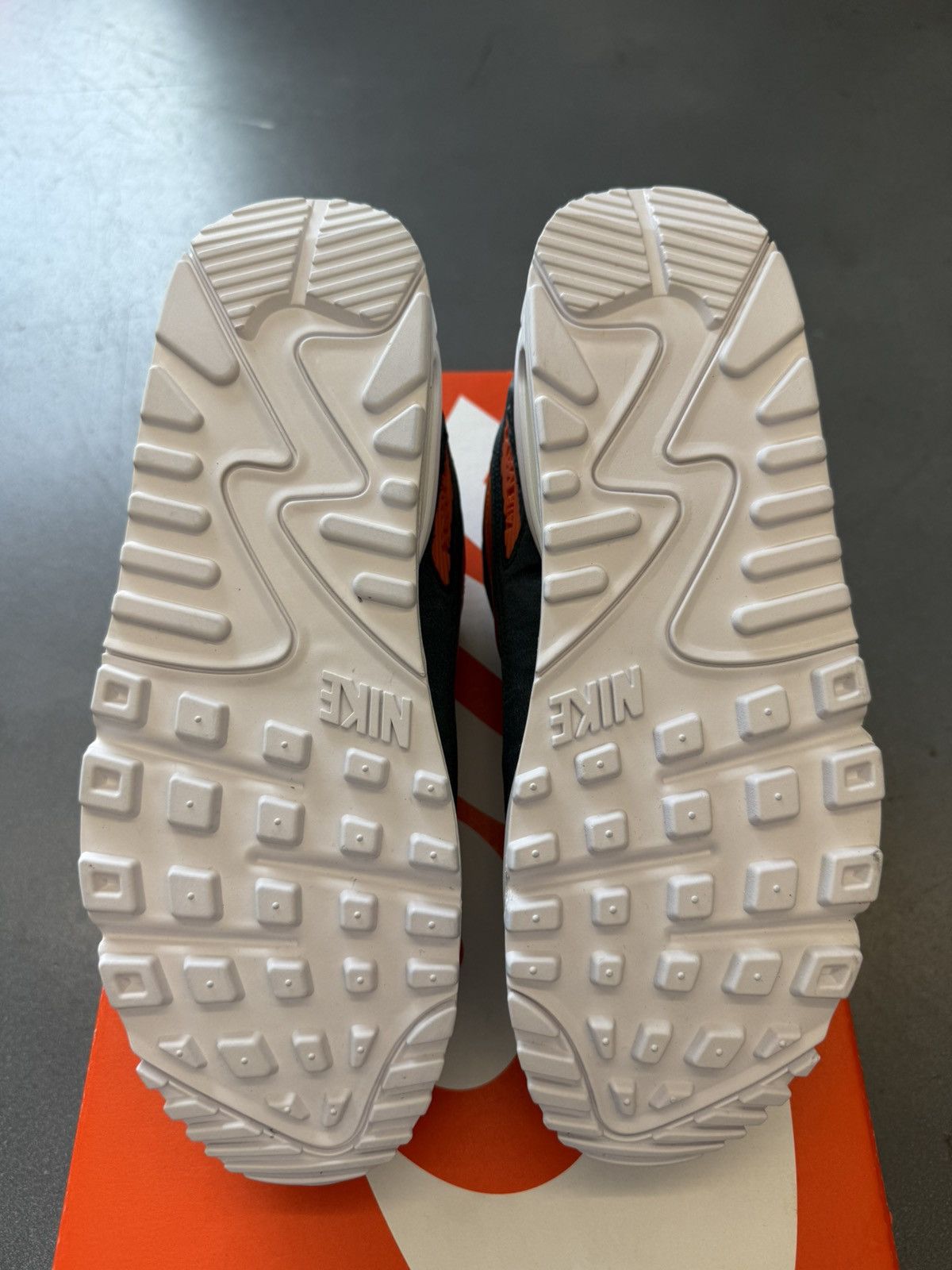 Nike 2020 Nike Air Max 90 Unknwn Miami 305 Size US 9 / EU 42 - 10 Thumbnail