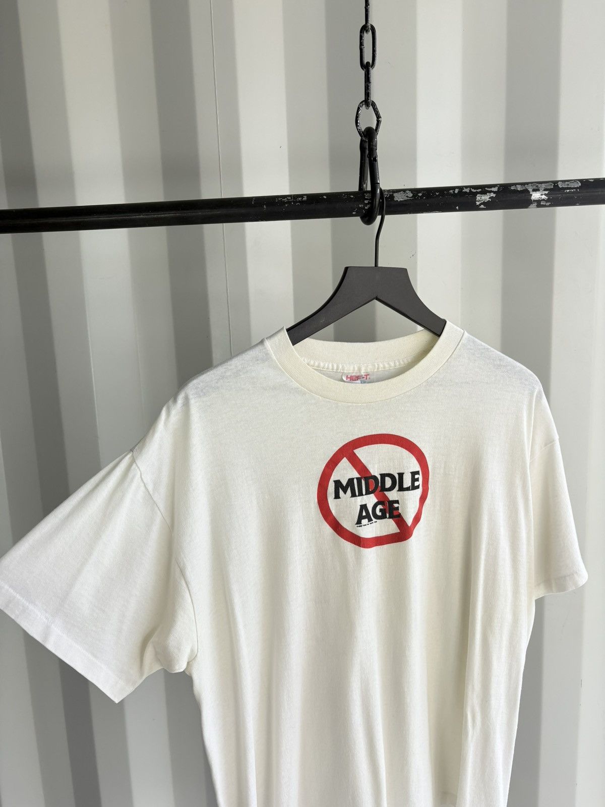 Vintage Thrashed Middle Age Faded Distressed Shirt Grunge BAND Size US XL / EU 56 / 4 - 5 Thumbnail