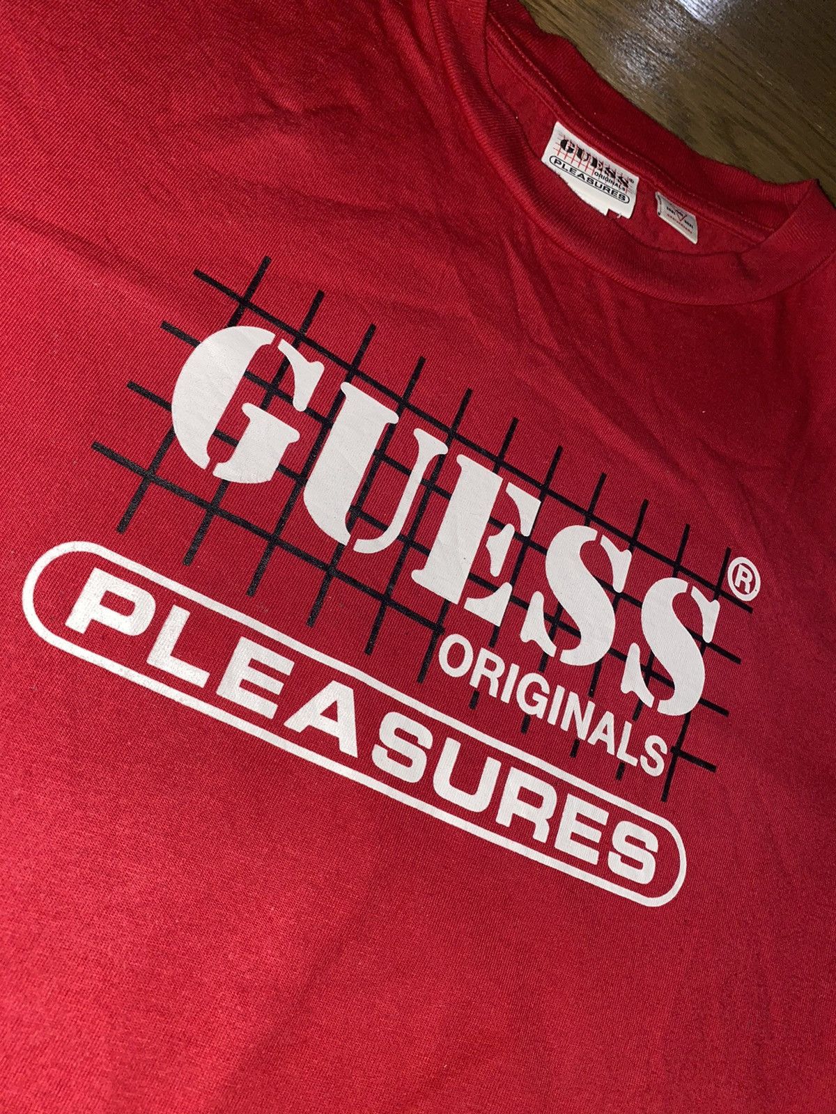 Guess × Pleasures Guess Originals X Pleasures Red Size M Shirt Size US M / EU 48-50 / 2 - 1 Thumbnail
