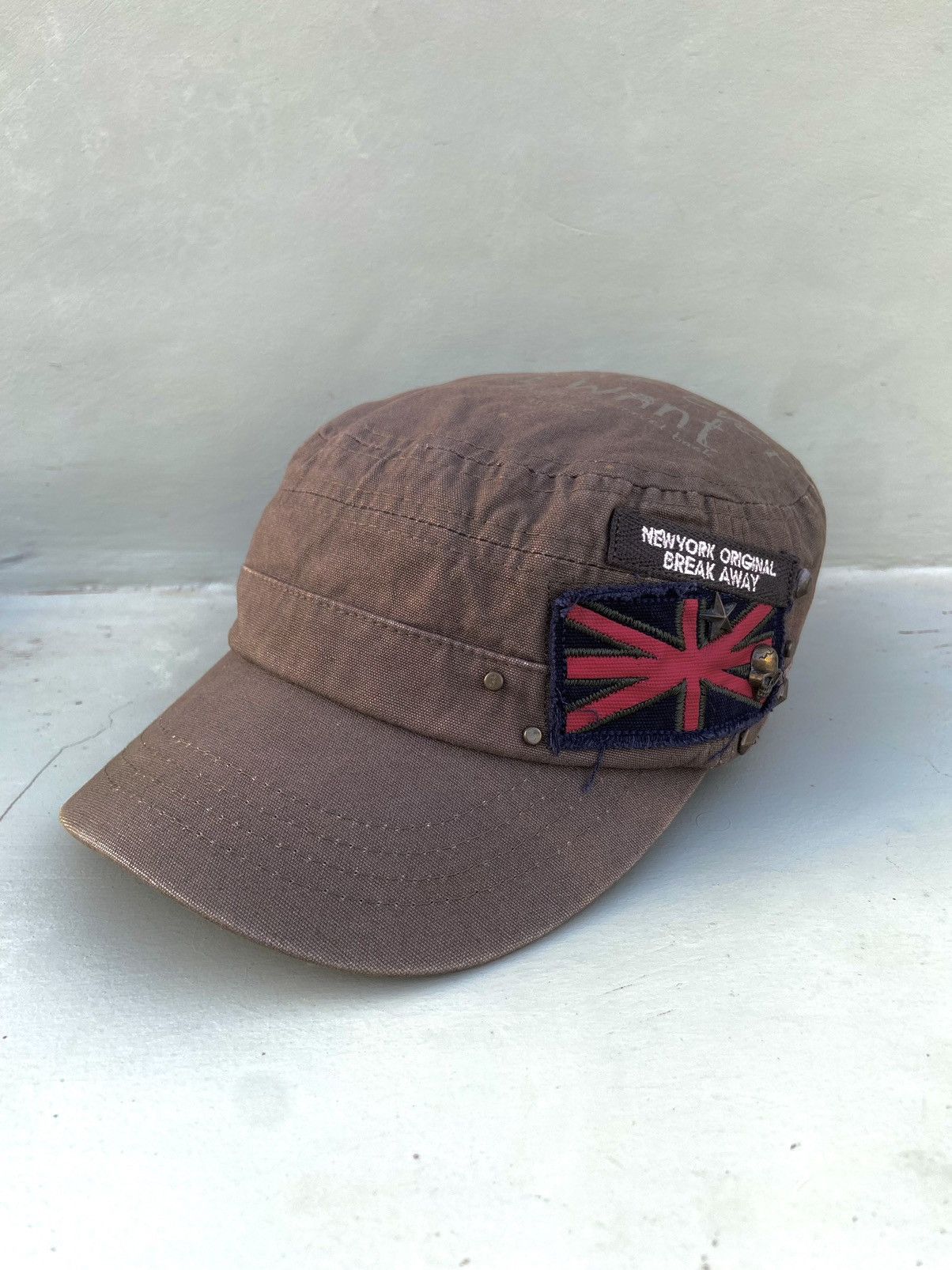 If Six Was Nine 2000s chunglim skull studded patrol hat Size ONE SIZE - 3 Thumbnail