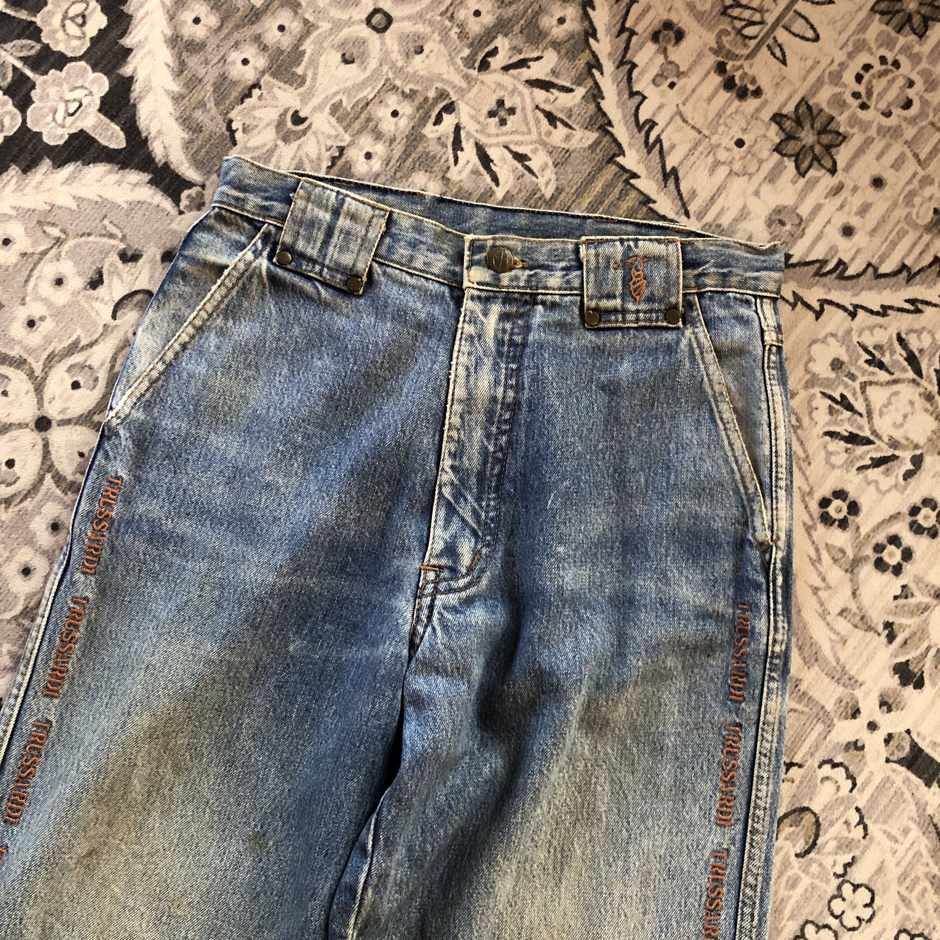 Trussardi Vintage Trussardi Embroidered Side Tape Baggy Jeans Size US 29 - 5 Thumbnail